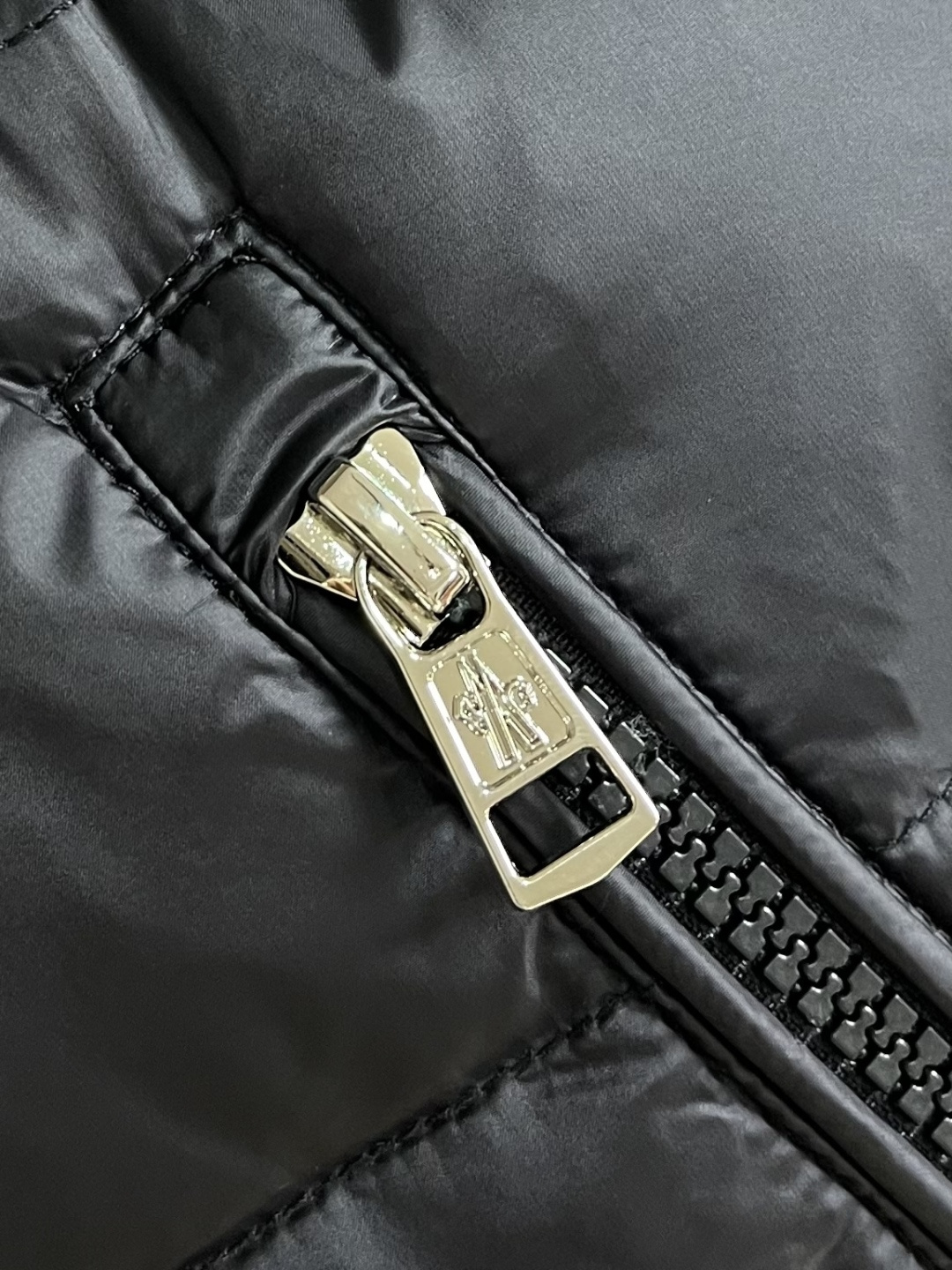 Moncler Jacket Wool Striped M-l