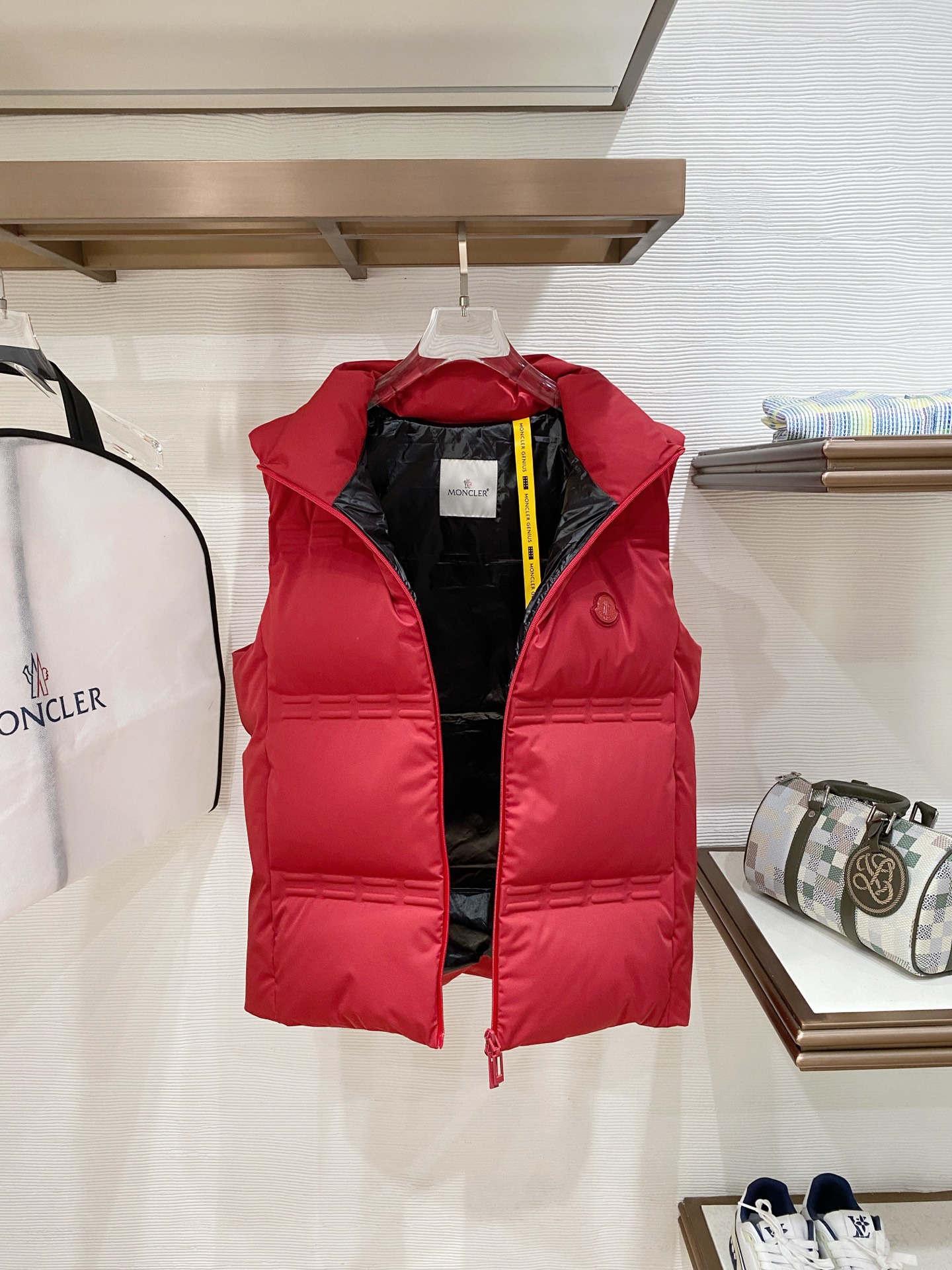 Moncler Female Down Vest Black S-m-l