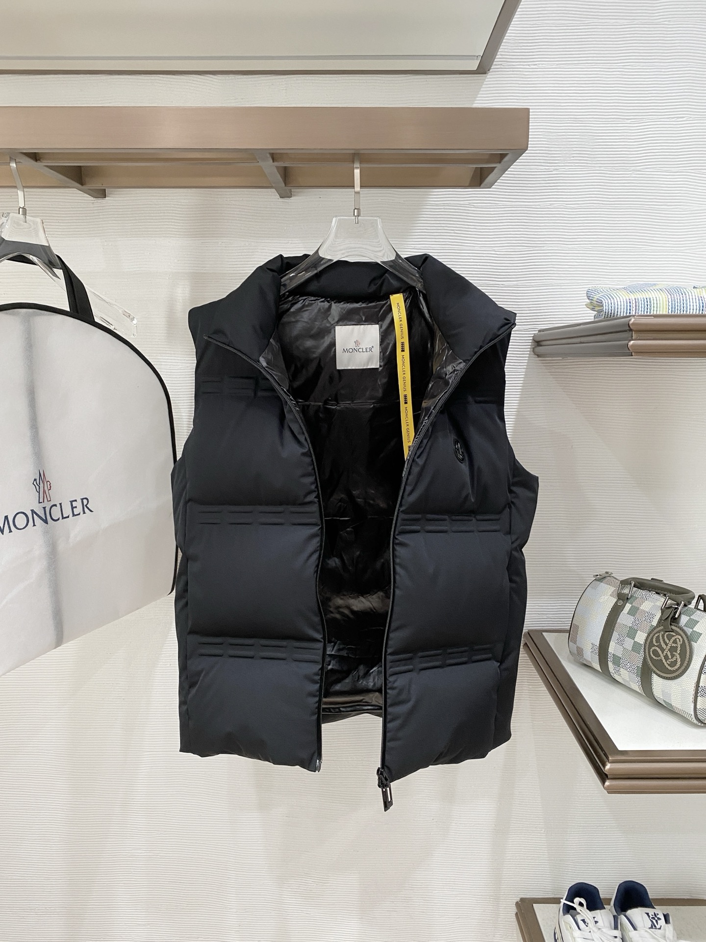 Moncler Female Down Vest Black S-m-l
