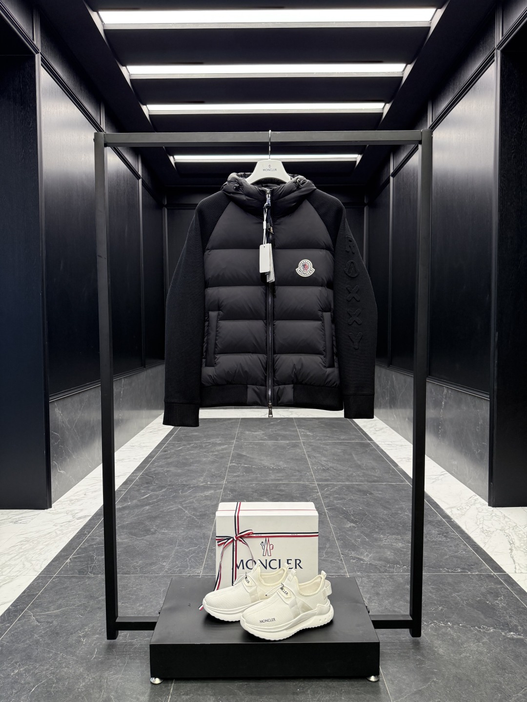 Moncler Female Down Jacket Knitted Hooded S-m-l