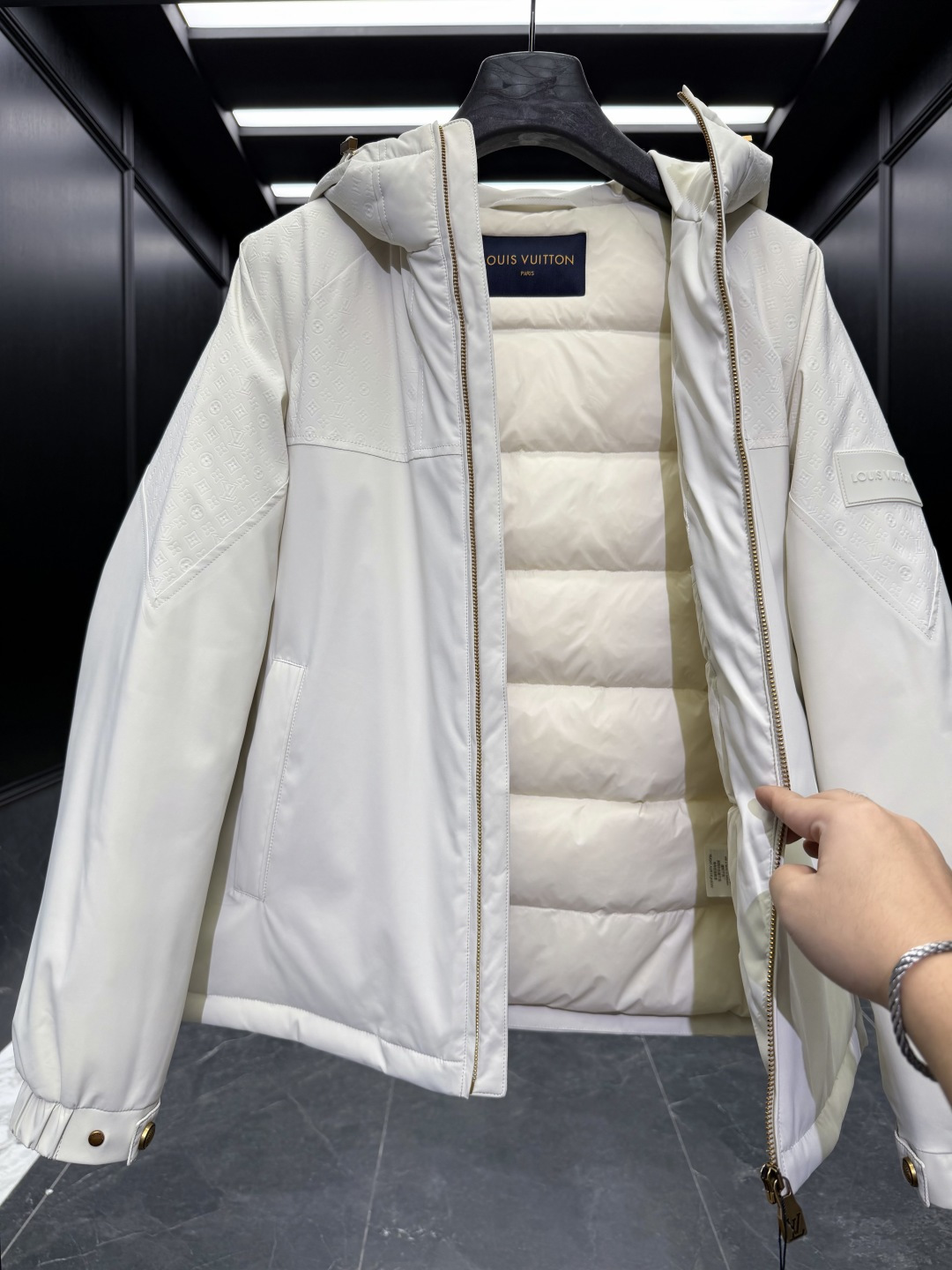 Louis Vuitton Down Jacket Goose Down Black Hooded S-m-l