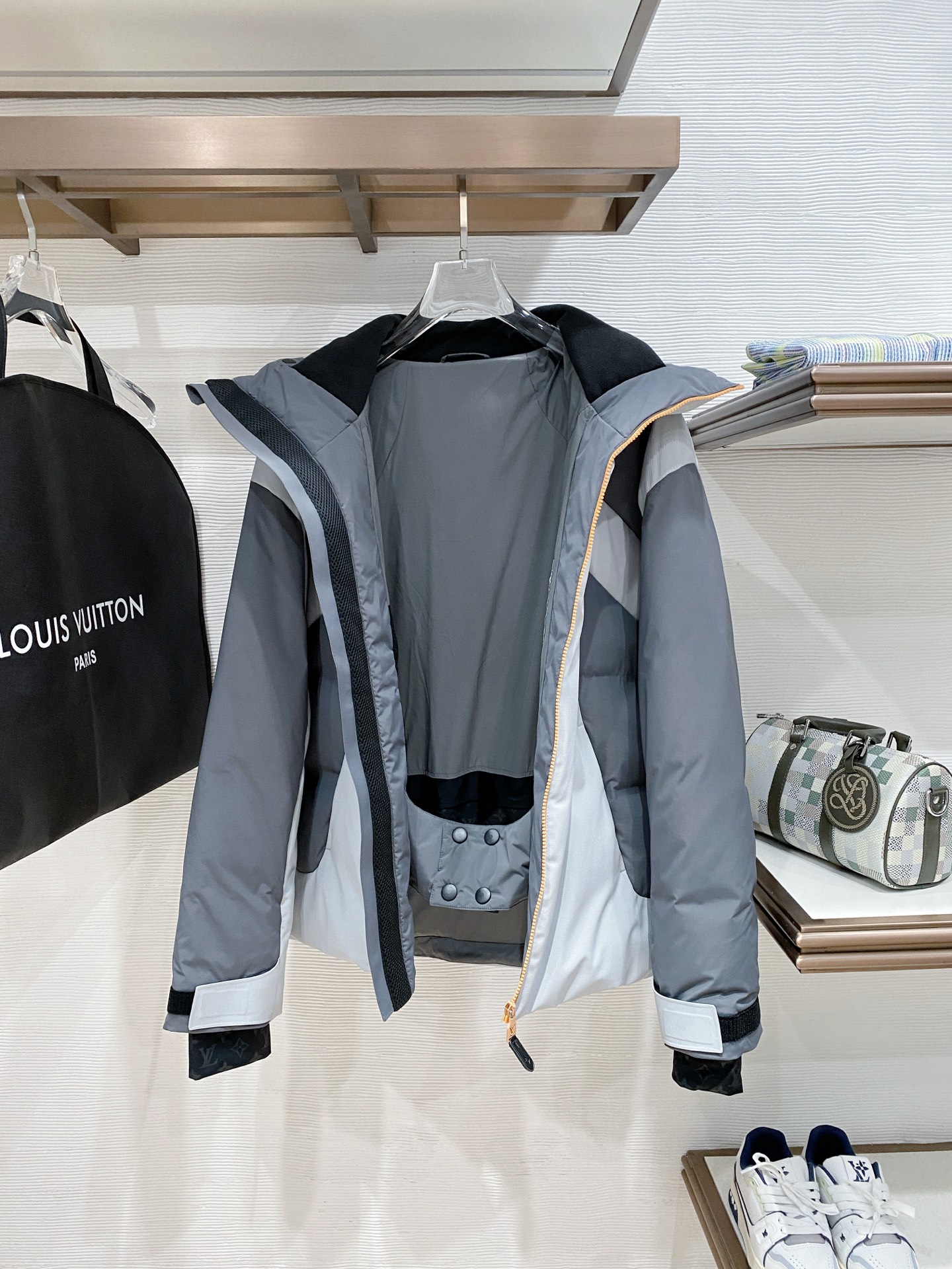 Louis Vuitton Couple Down Jacket Knitted Gray Hooded S-m-l