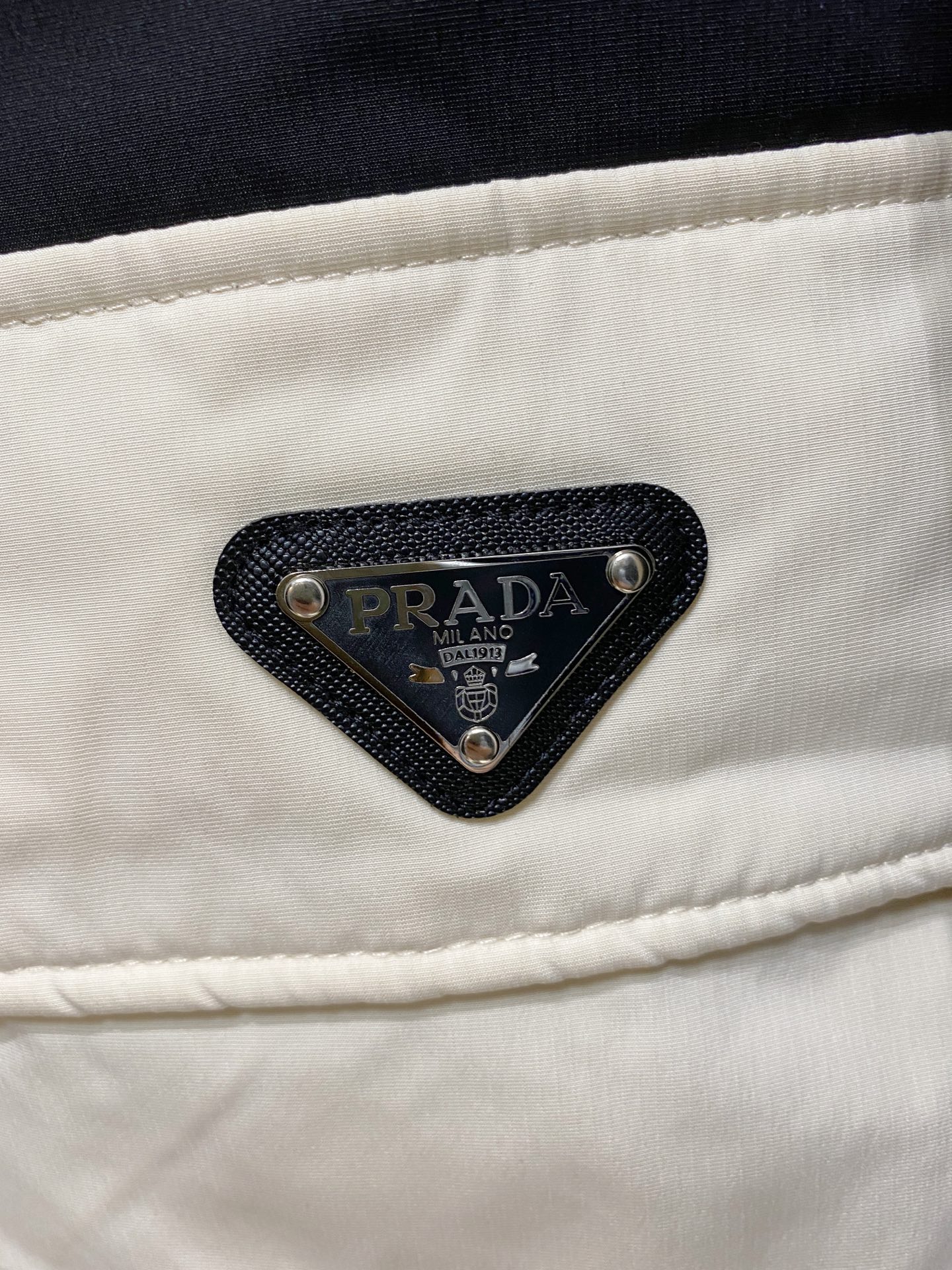Prada Male Down Jacket White Duck Down Hooded M-l-xl