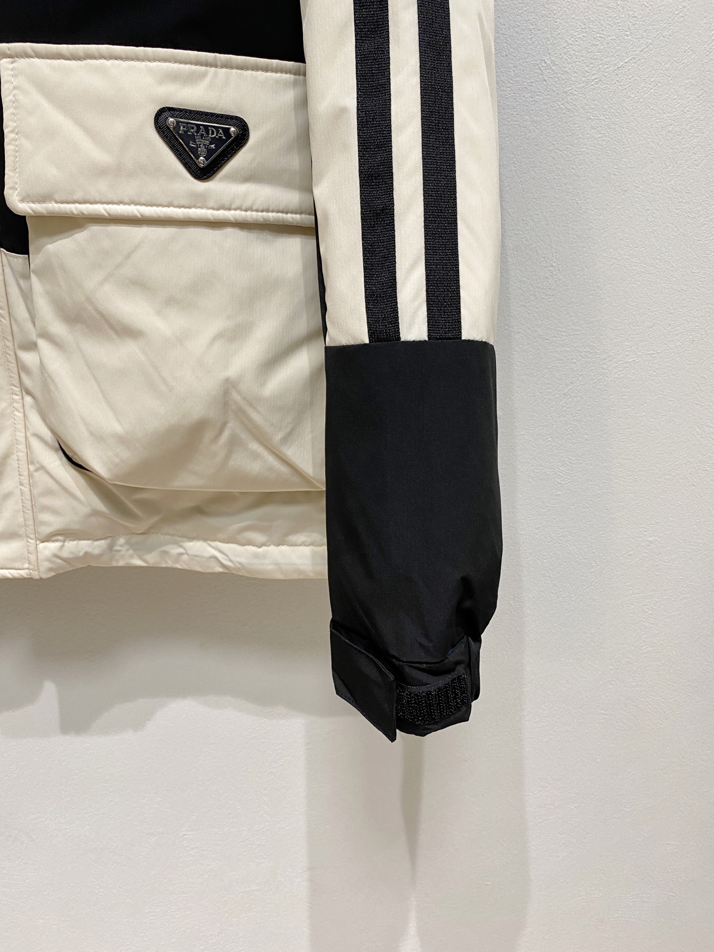 Prada Male Down Jacket White Duck Down Hooded M-l-xl