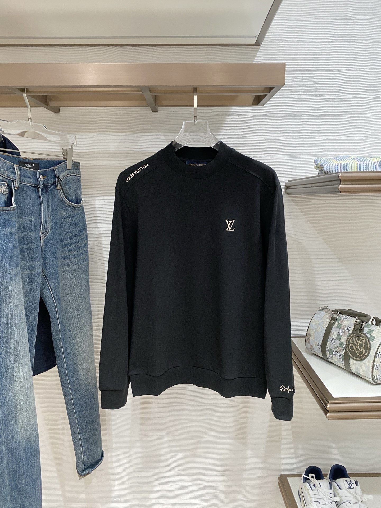 Louis Vuitton Male Hoodie Black S