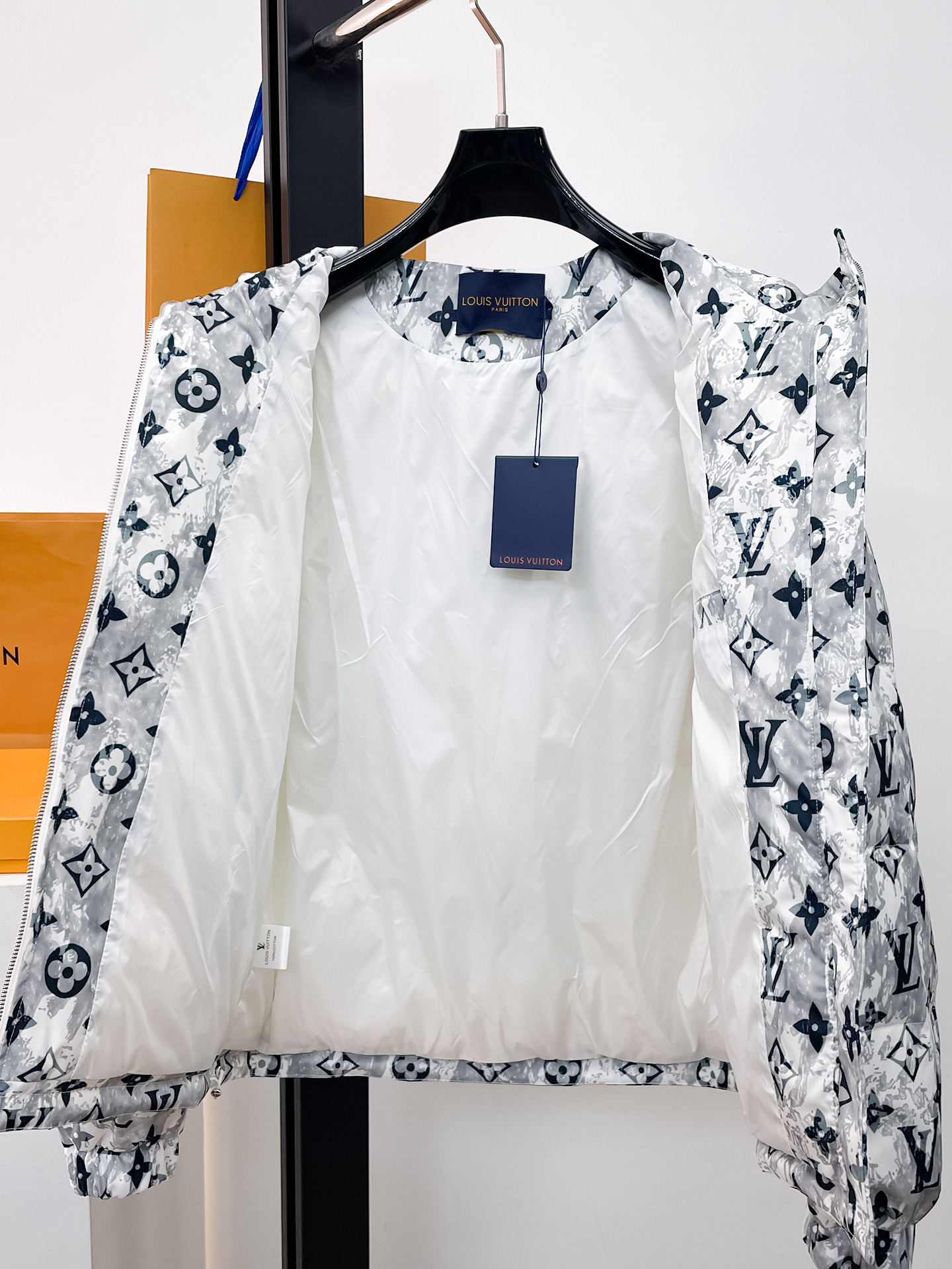 Louis Vuitton Down Jacket Goose Down M-l-xl