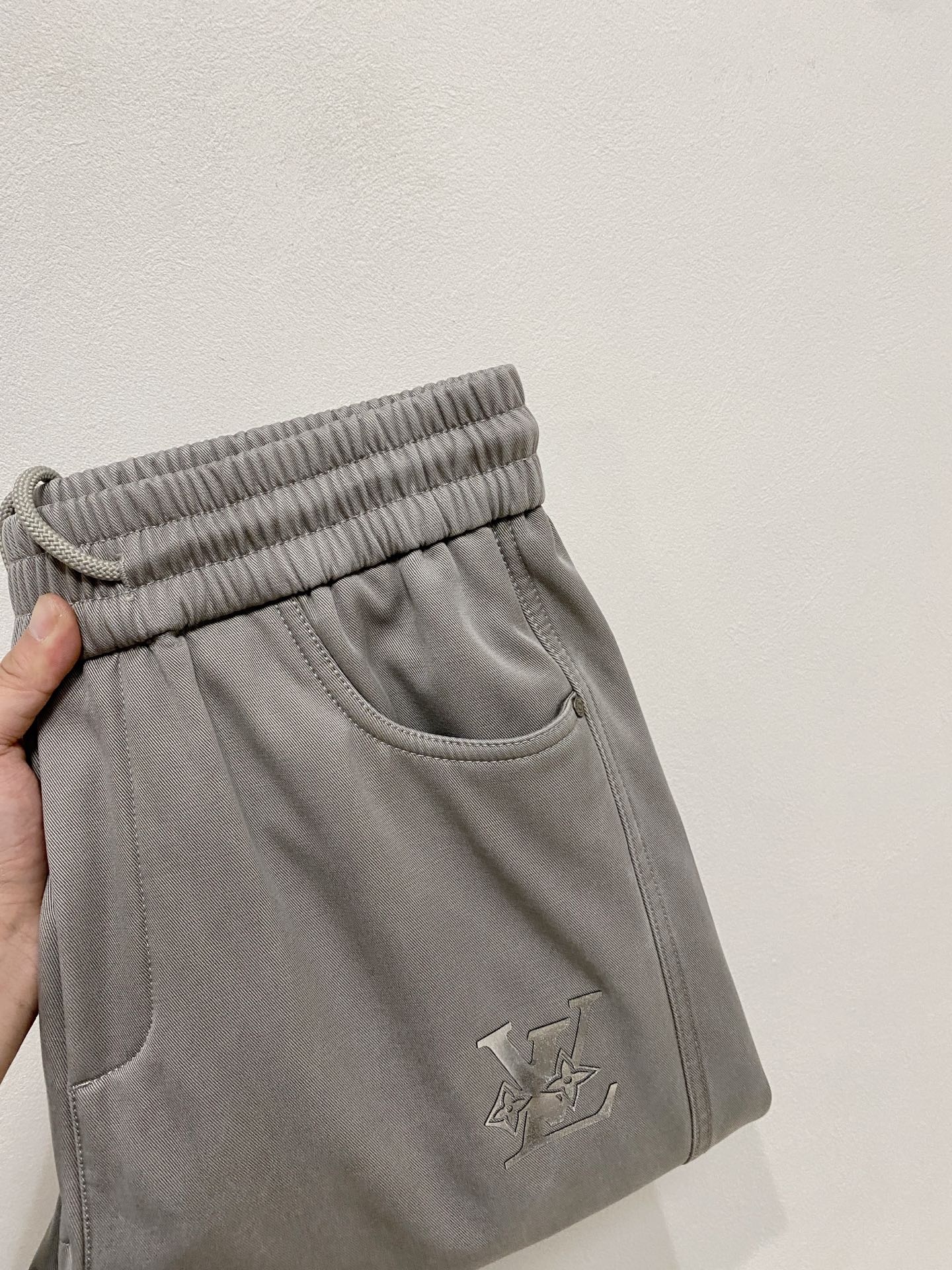 Louis Vuitton Basic Clothing S-m-l-xl