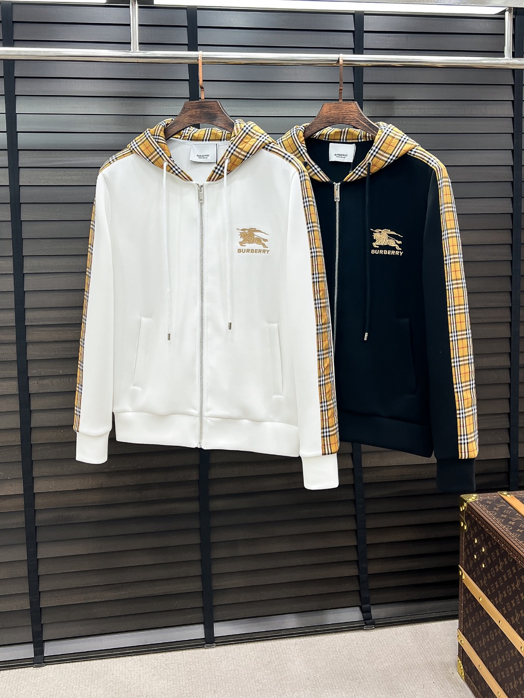 Burberry Couple Basic Clothing Black Couple Style M-l-xl