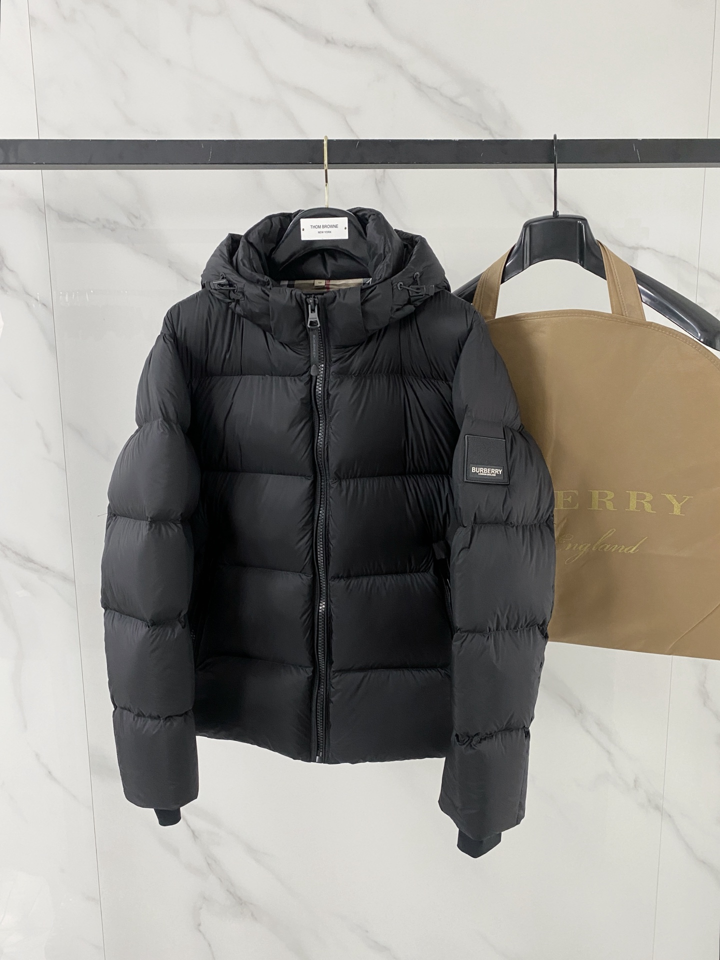 Burberry Down Jacket Cotton Black Hooded S-l