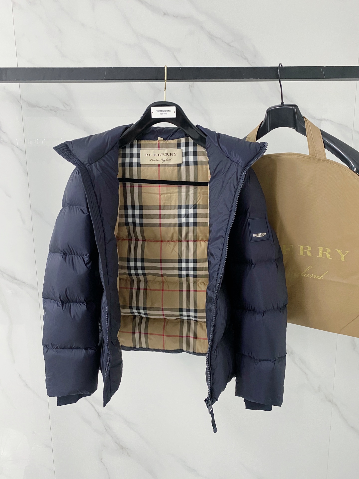 Burberry Down Jacket Cotton Black Hooded S-l