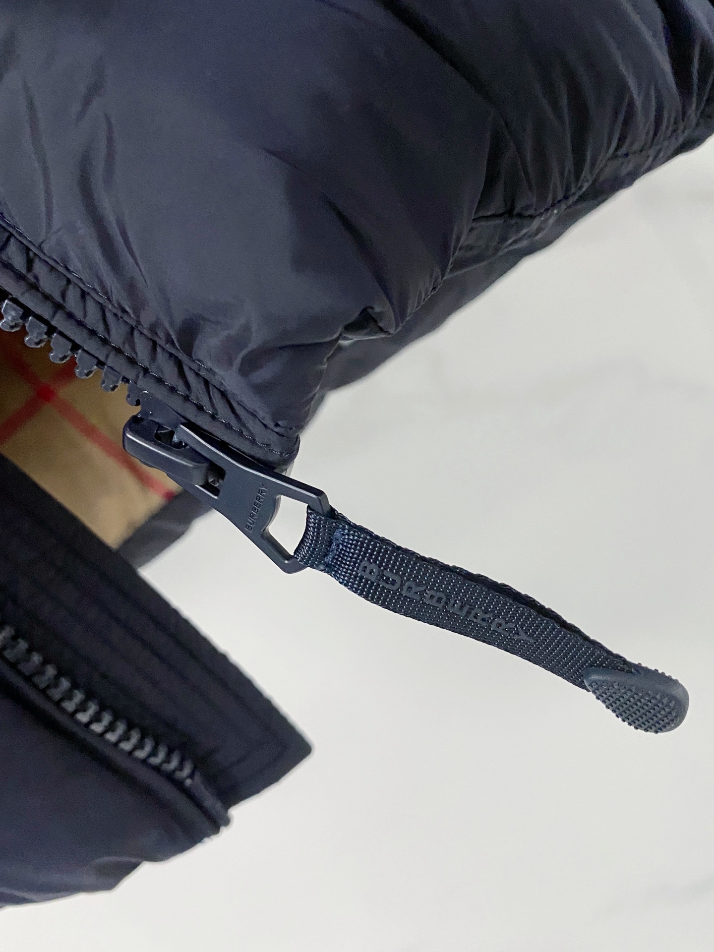 Burberry Down Jacket Cotton Black Hooded S-l