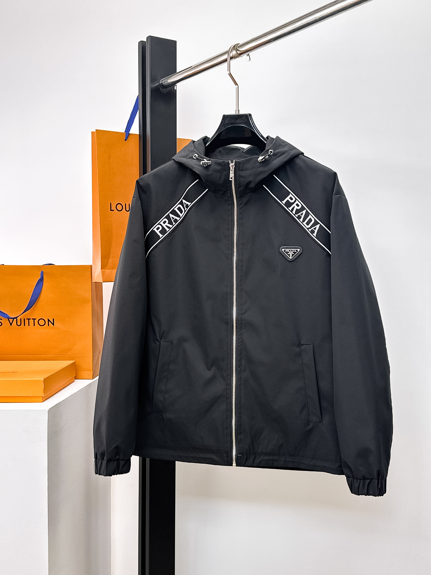 Prada Jacket Hooded M-l-xl