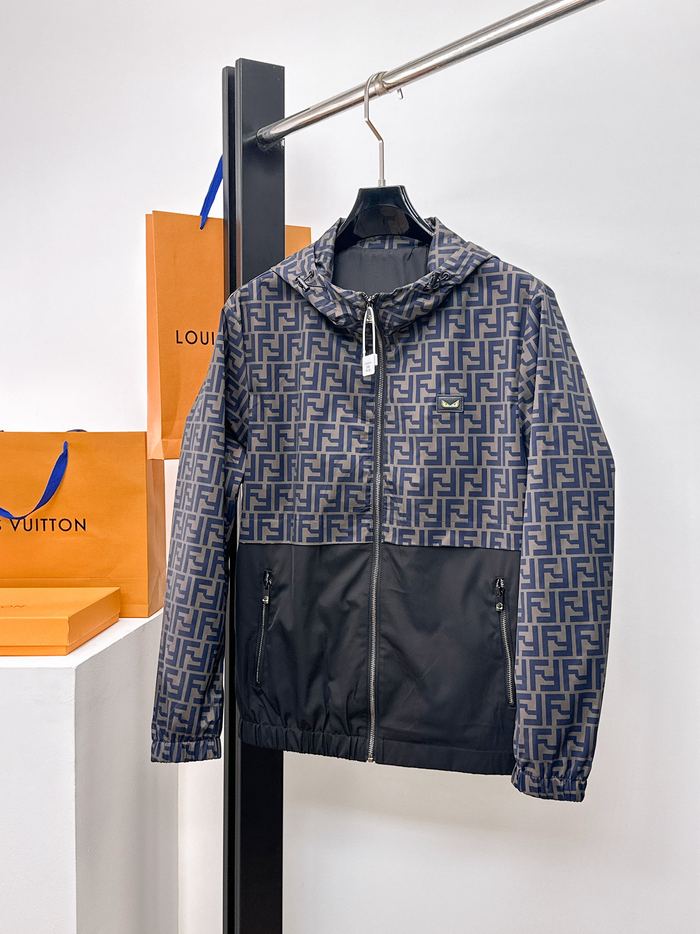 Fendi Jacket Hooded M-l-xl