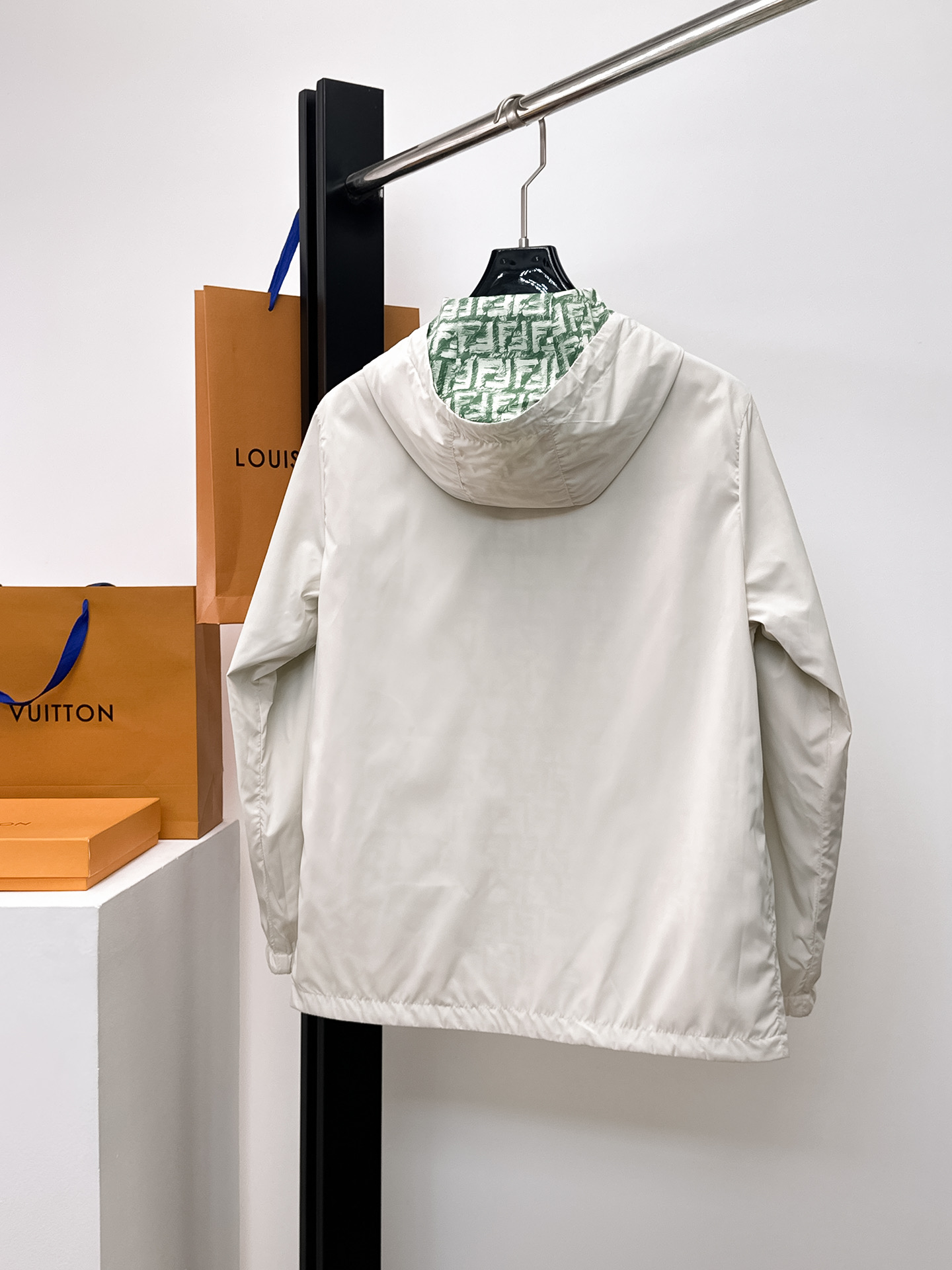 Fendi Jacket Hooded M-l-xl