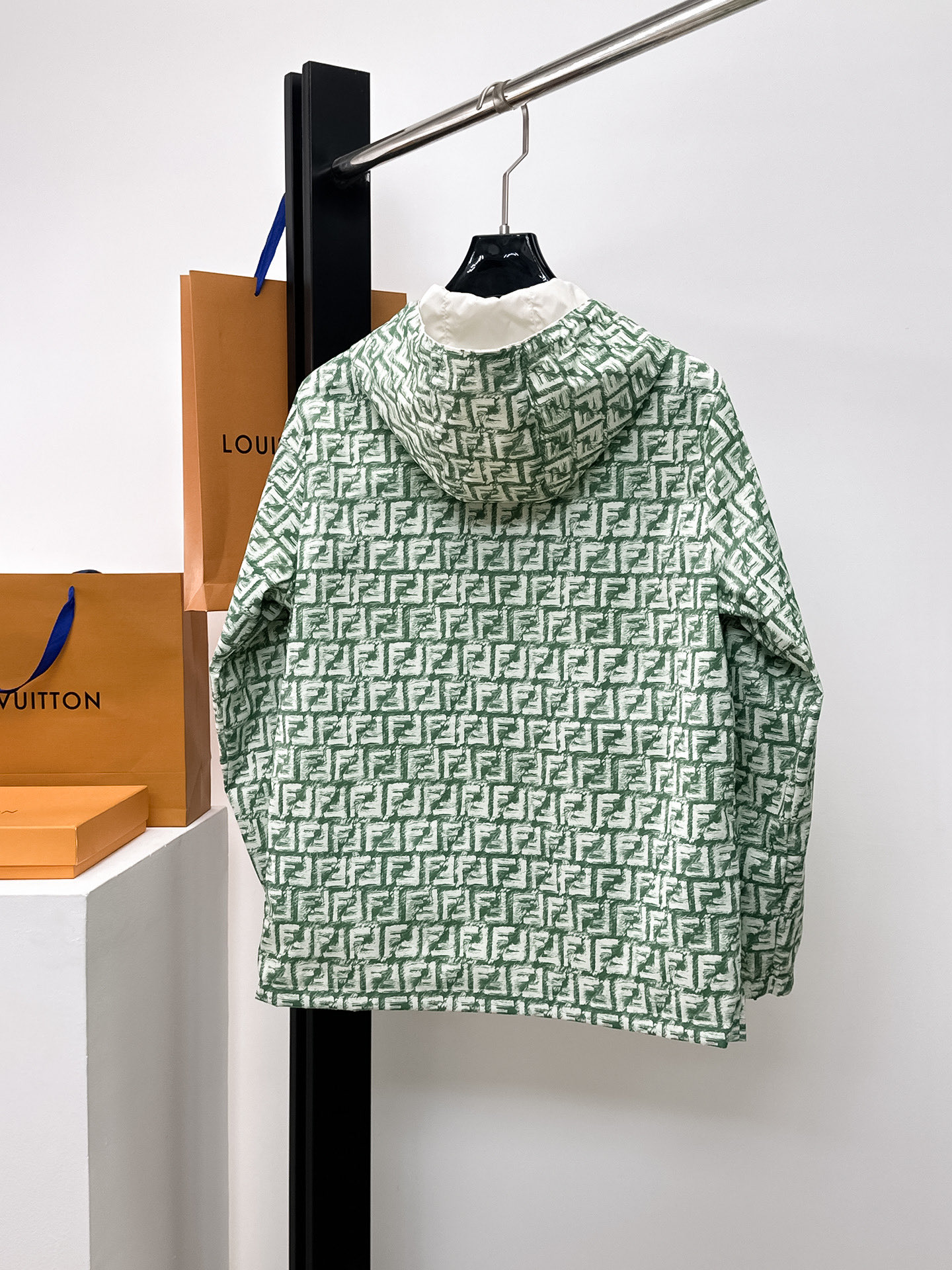 Fendi Jacket Hooded M-l-xl