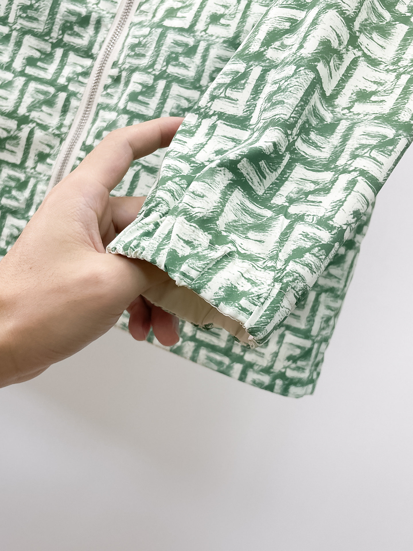 Fendi Jacket Hooded M-l-xl