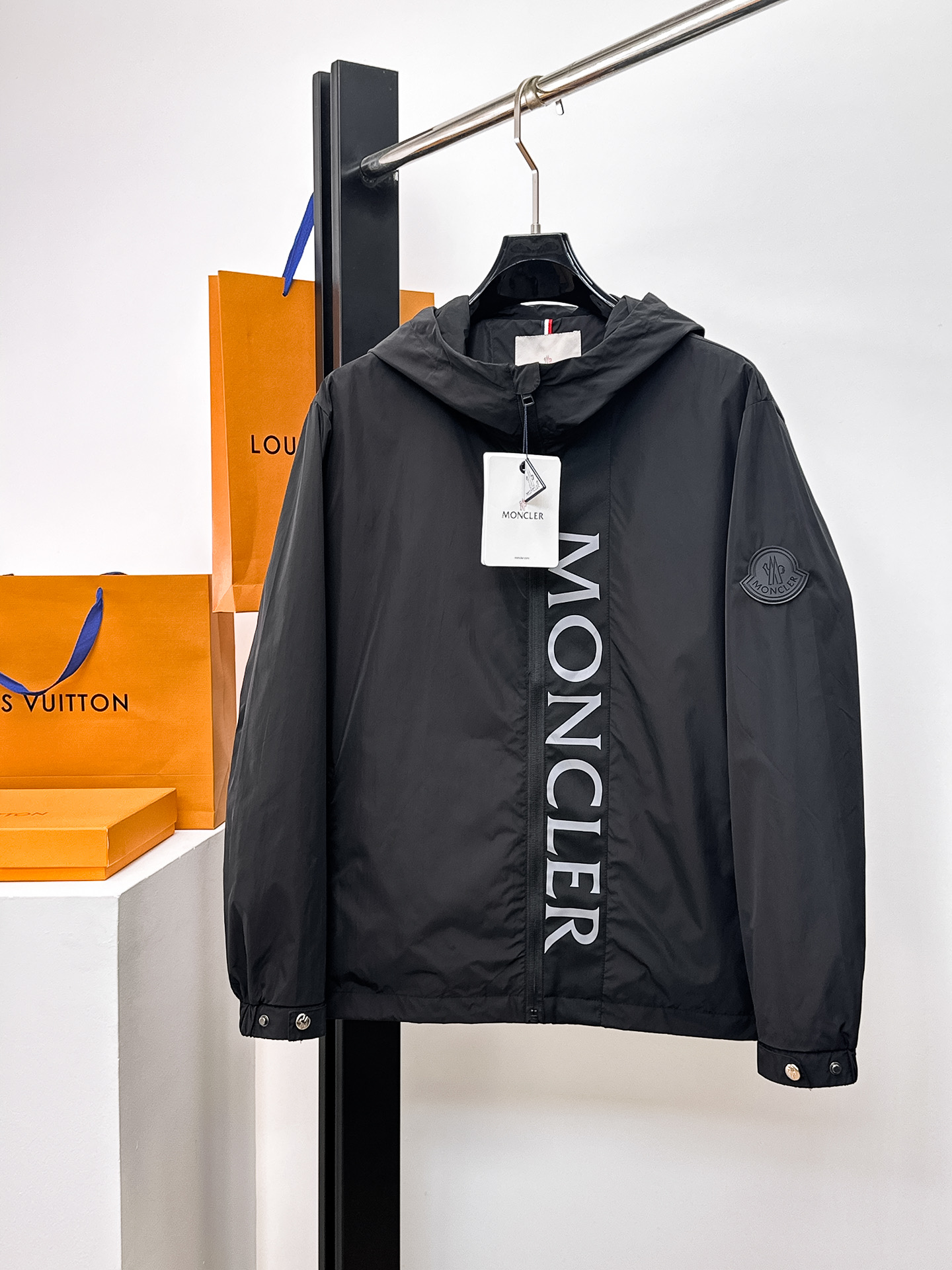 Moncler Jacket Hooded M-l-xl