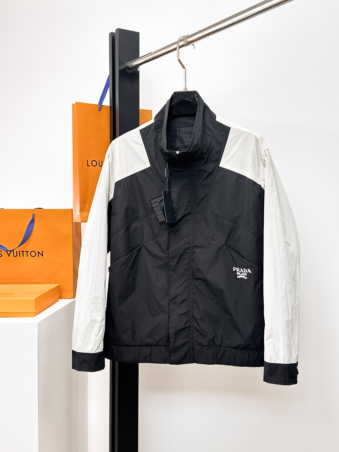 Prada Jacket Hooded M-l-xl