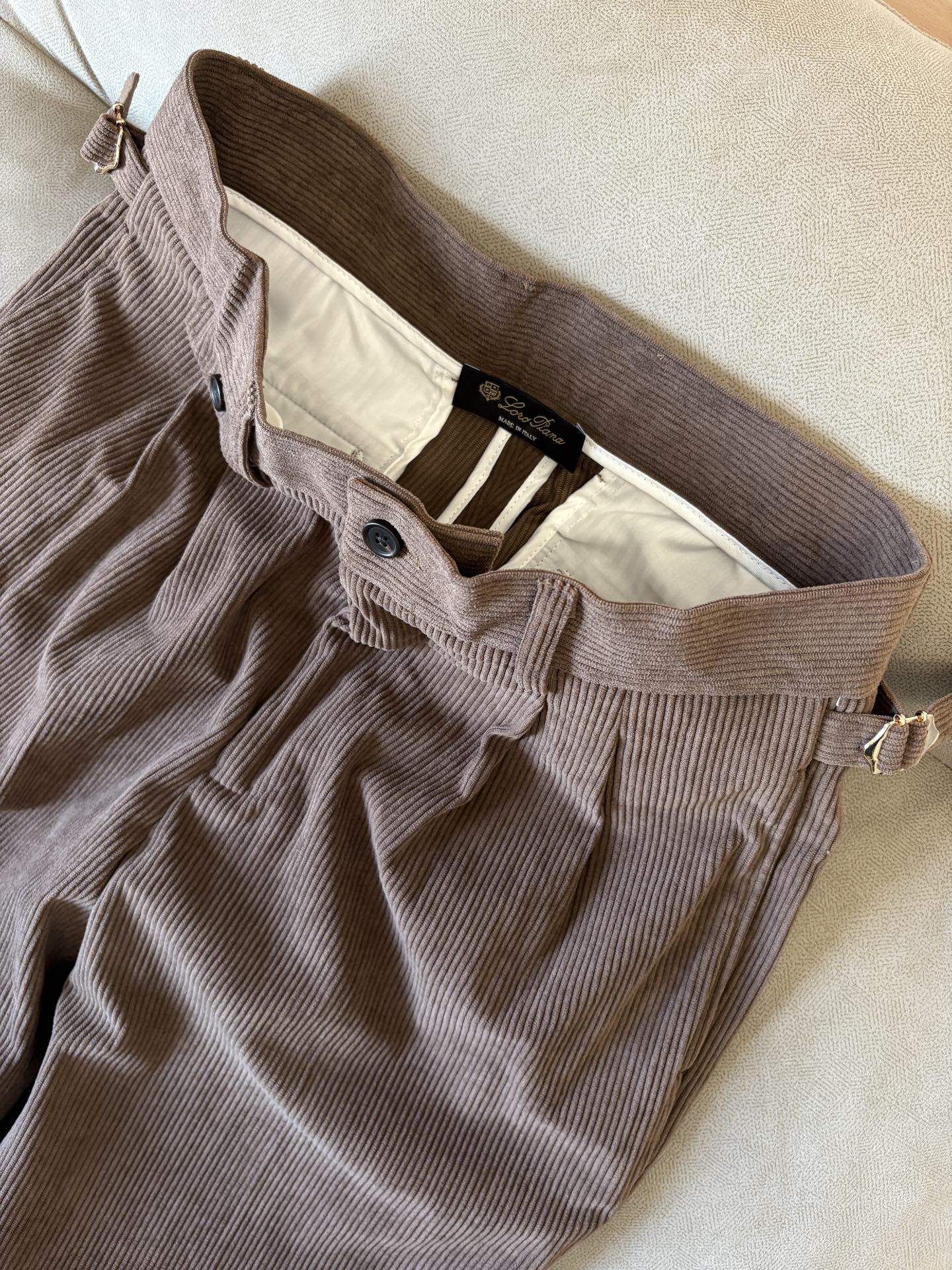 Balenciaga Basic Clothing Wool