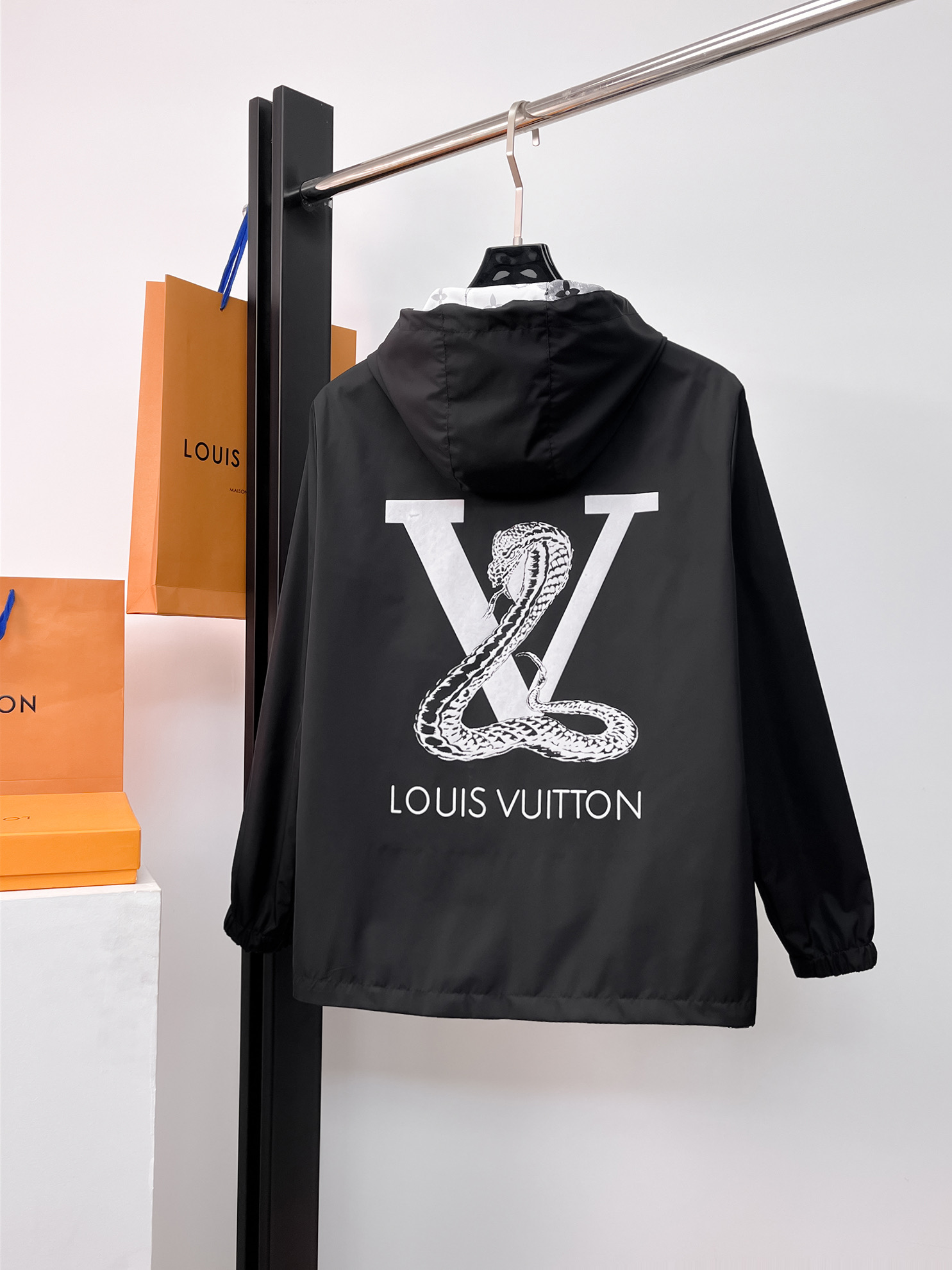 Louis Vuitton Jacket Hooded M-l-xl
