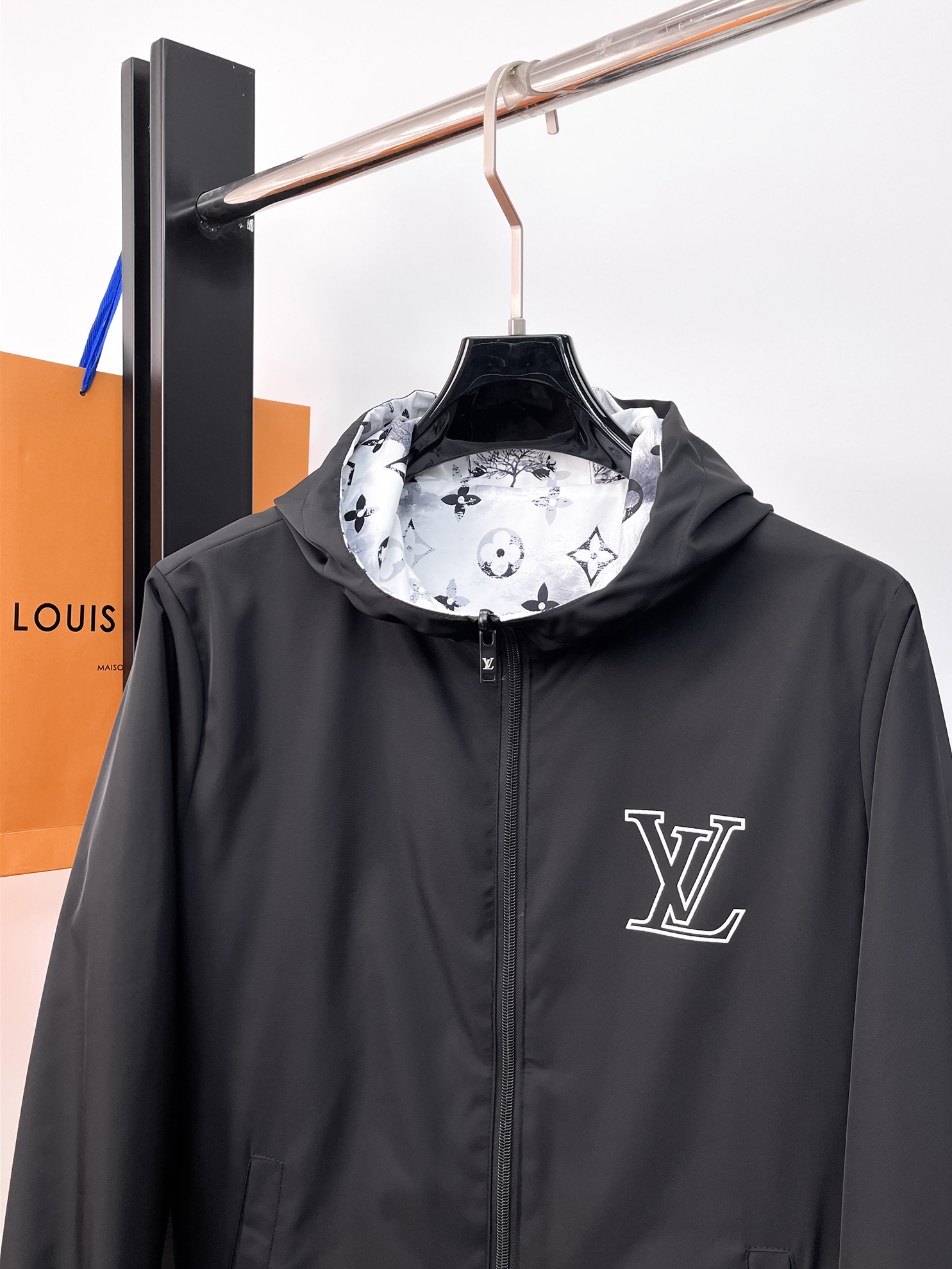 Louis Vuitton Jacket Hooded M-l-xl
