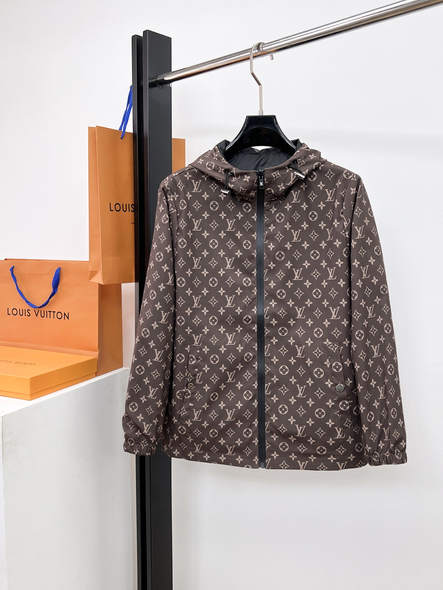 Louis Vuitton Jacket Hooded M-l-xl