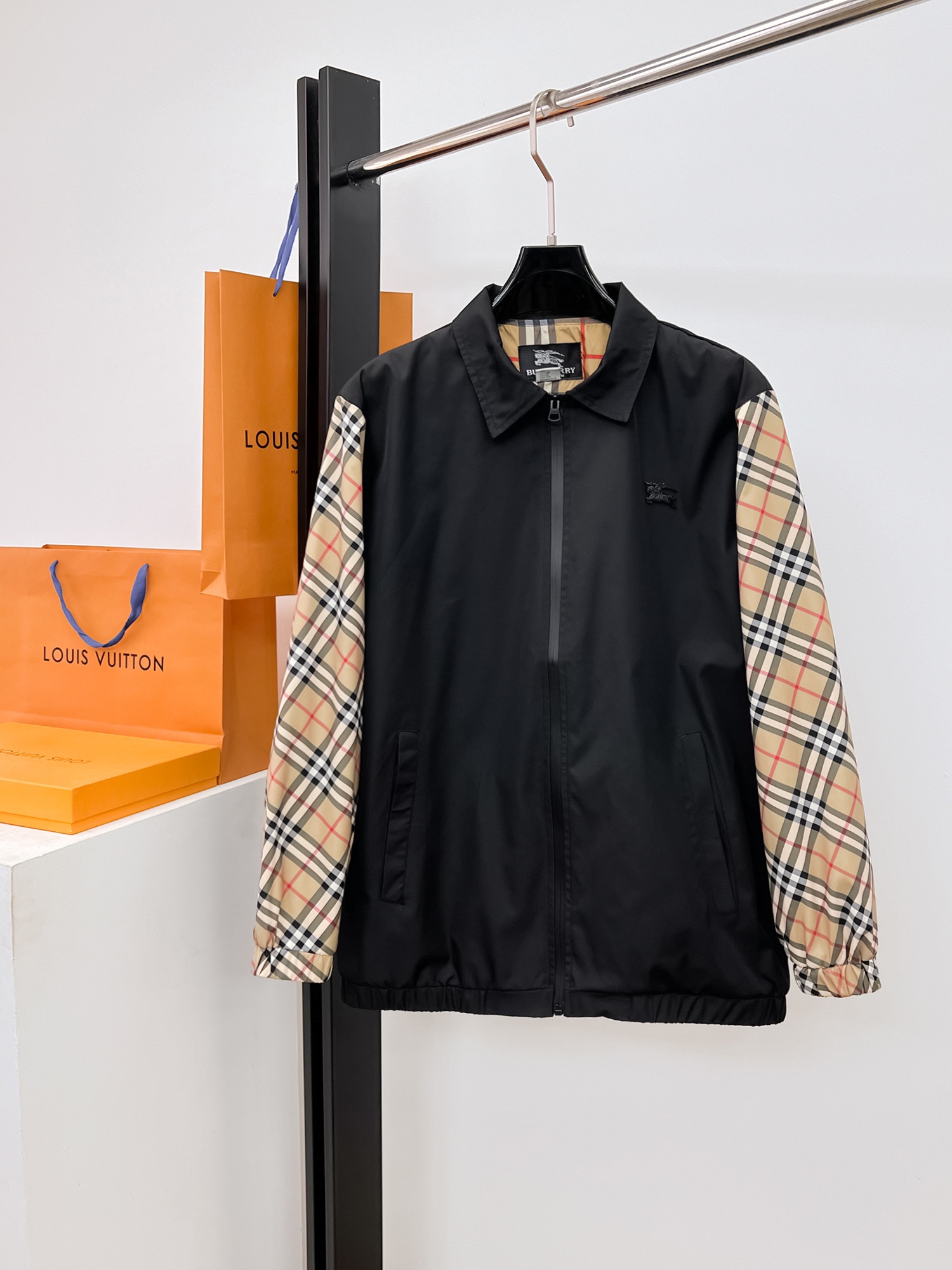 Burberry Jacket Hooded M-l-xl