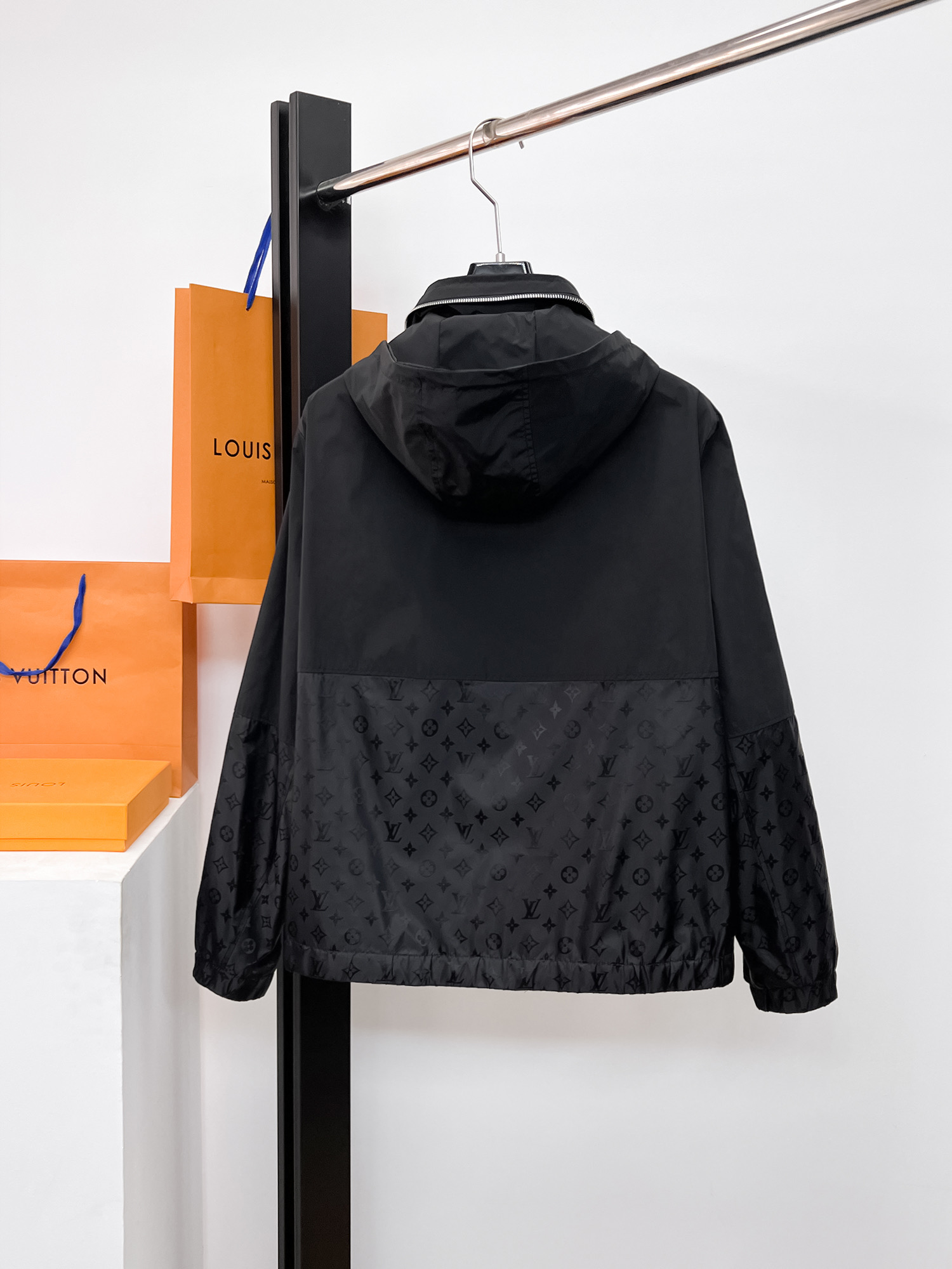 Louis Vuitton Jacket Hooded M-l-xl