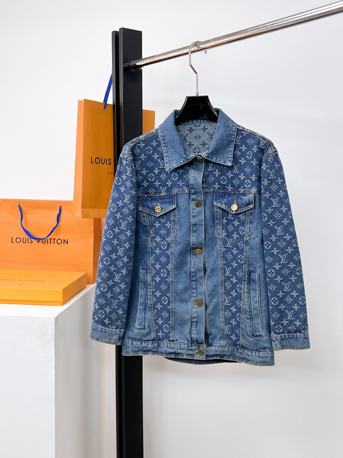 Louis Vuitton Jacket Hooded M-l-xl