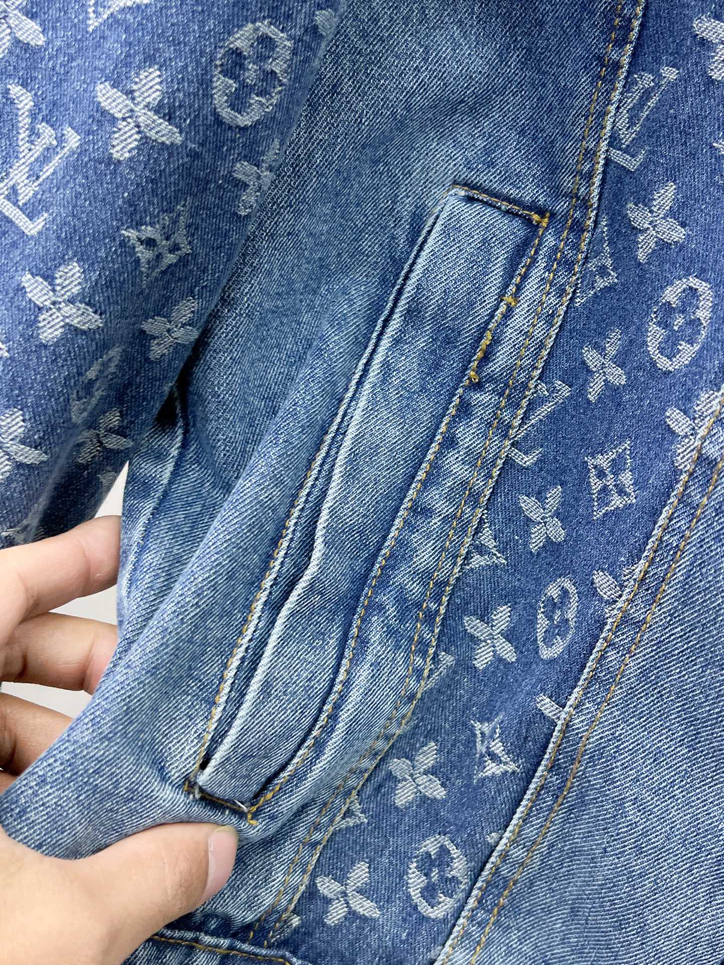 Louis Vuitton Jacket Hooded M-l-xl