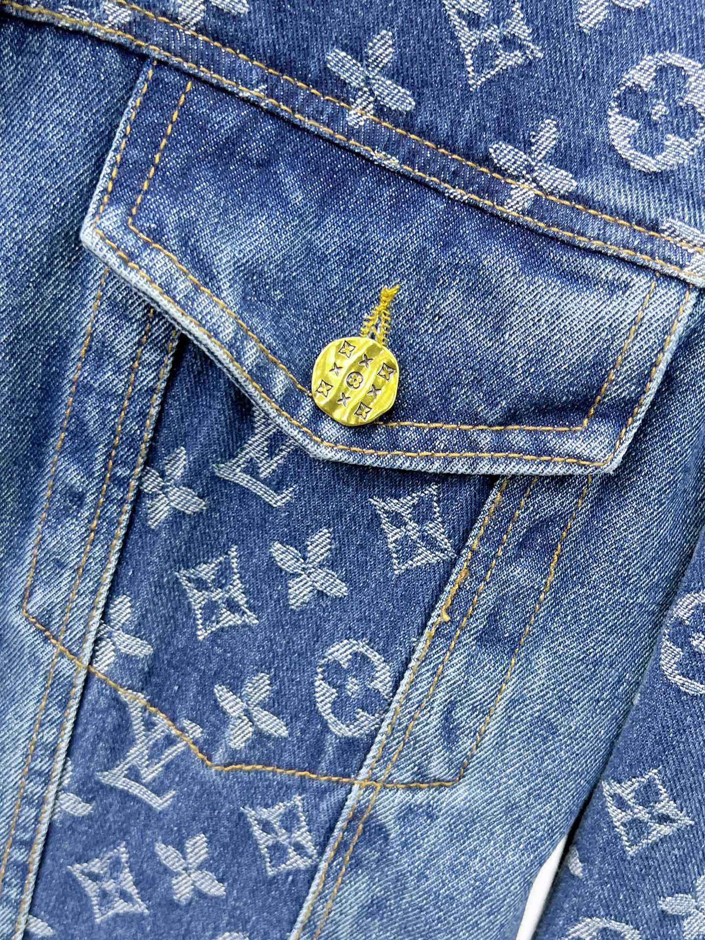 Louis Vuitton Jacket Hooded M-l-xl