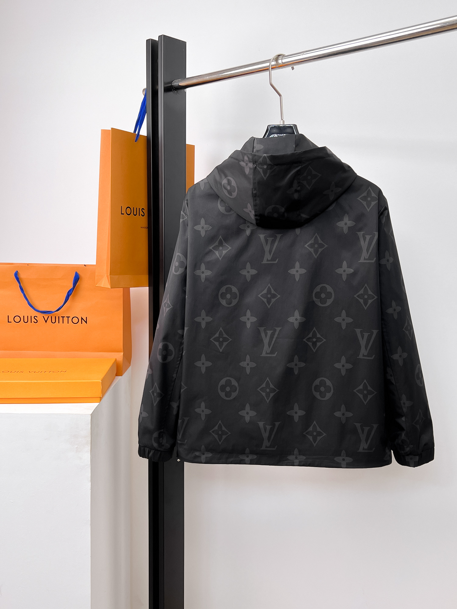 Louis Vuitton Jacket Hooded M-l-xl