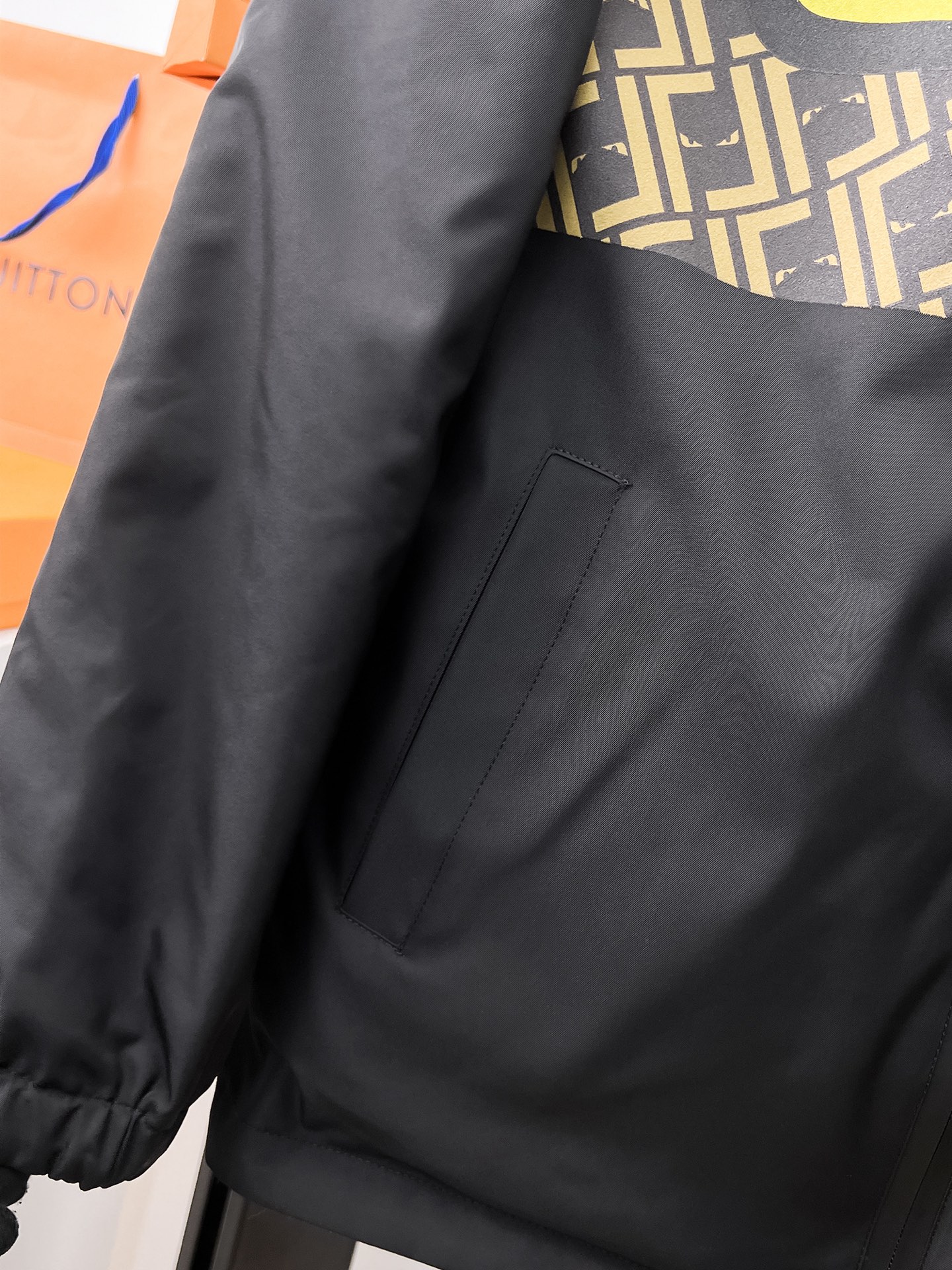 Fendi Jacket Hooded M-l-xl