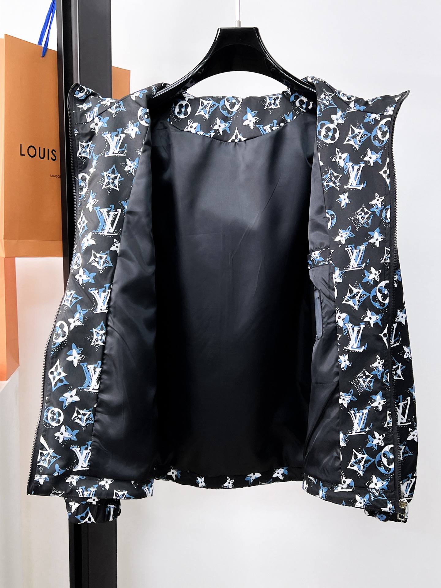 Louis Vuitton Jacket Hooded M-l-xl