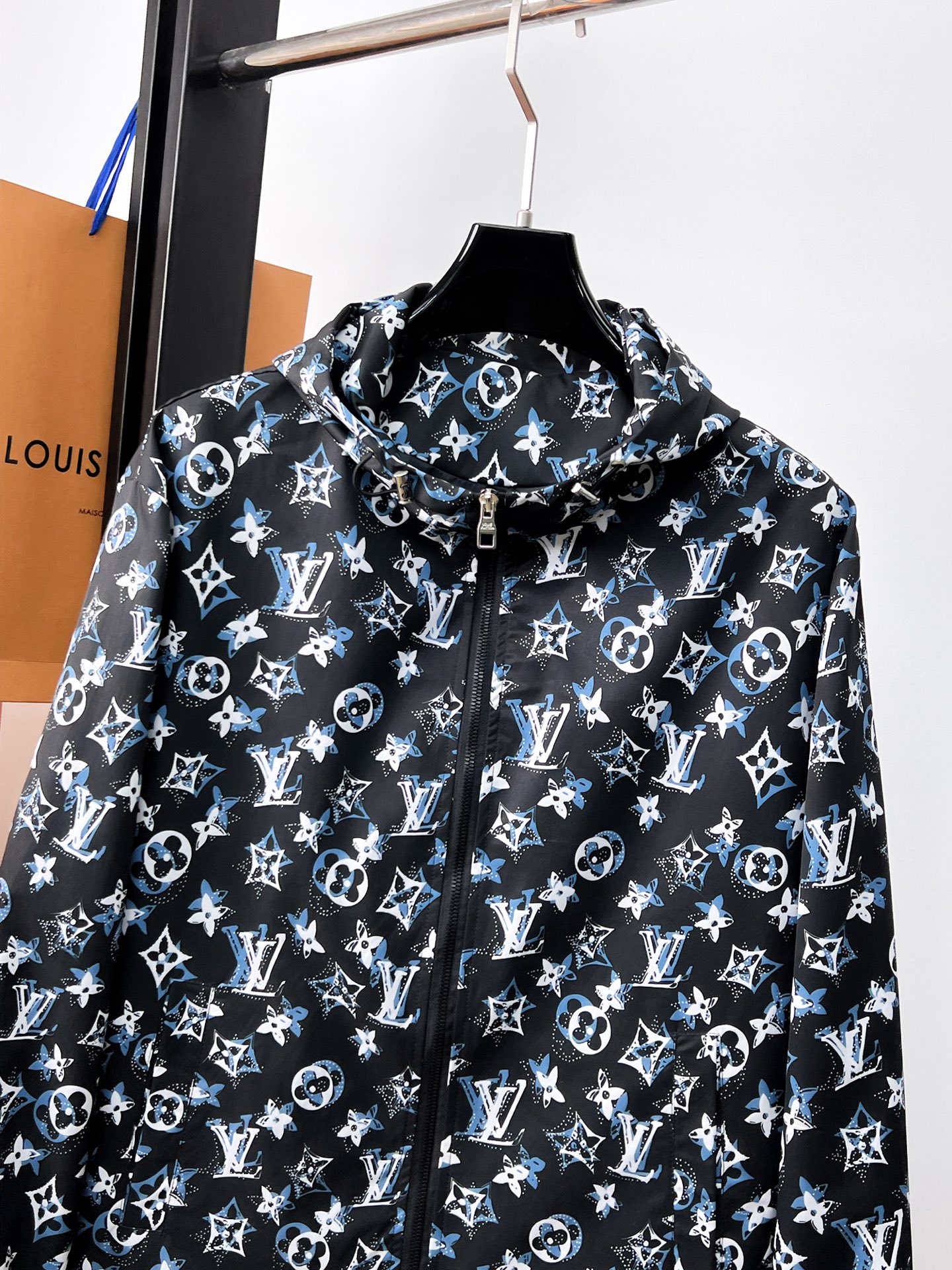 Louis Vuitton Jacket Hooded M-l-xl