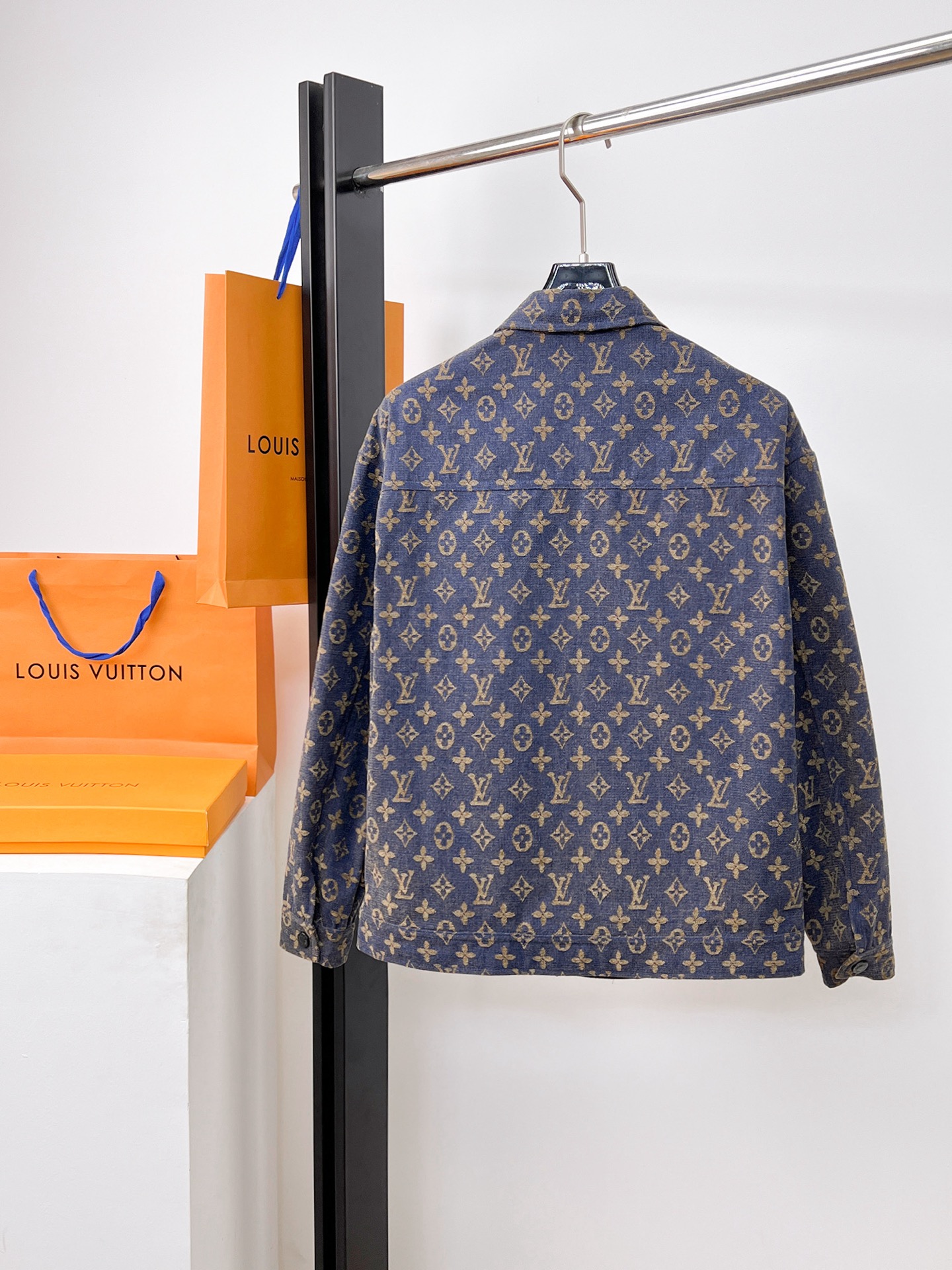 Louis Vuitton Jacket Hooded M-l-xl