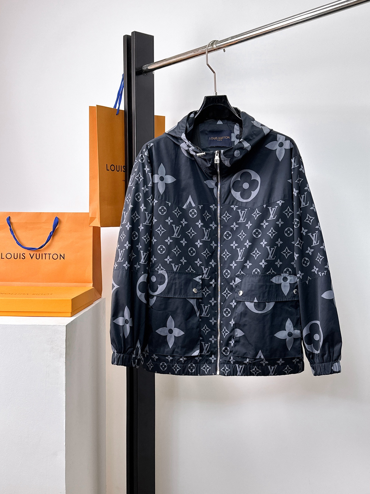 Louis Vuitton Jacket Hooded M-l-xl