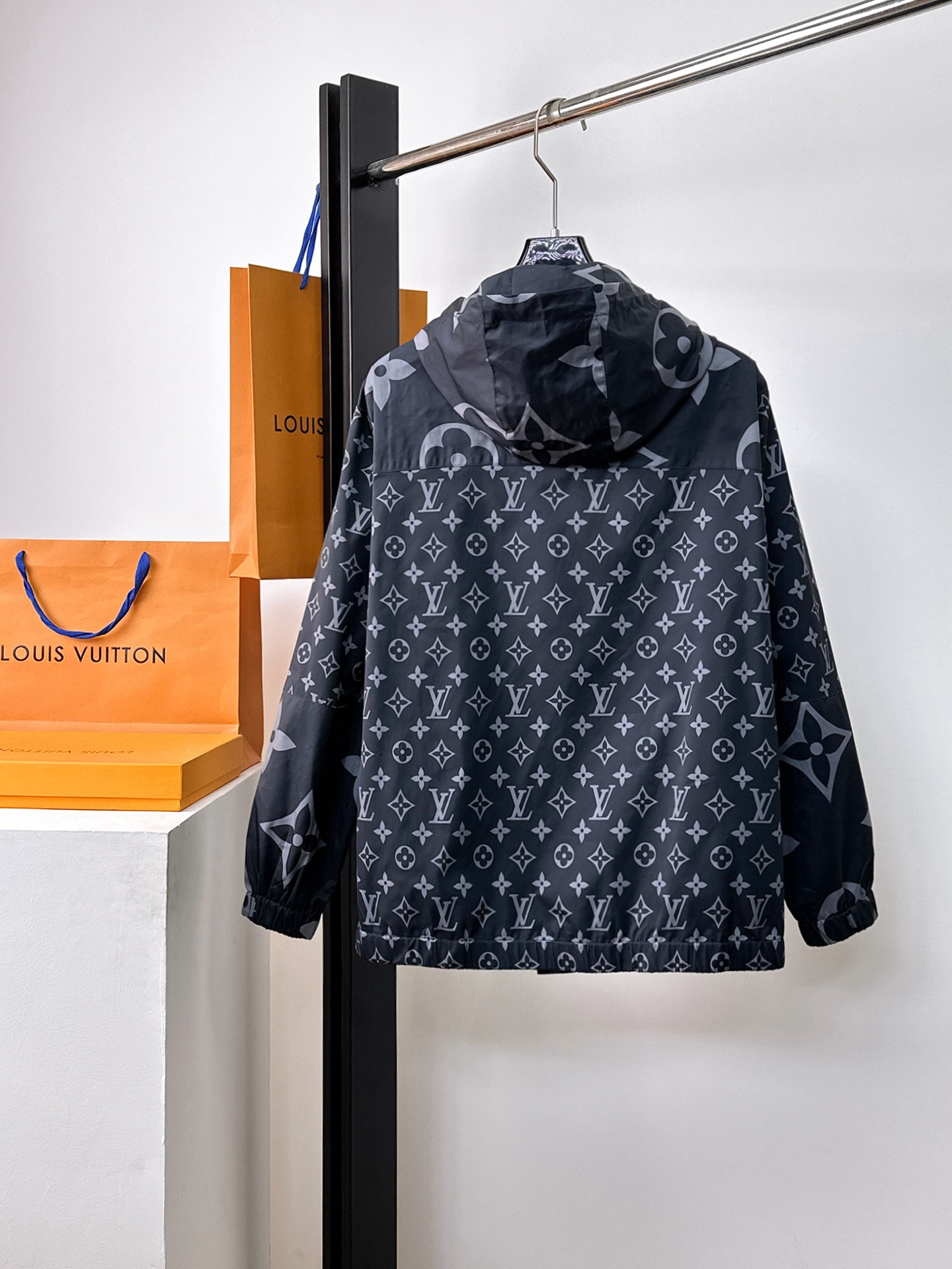 Louis Vuitton Jacket Hooded M-l-xl