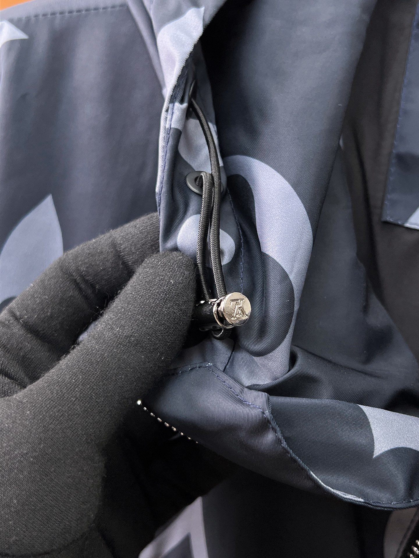 Louis Vuitton Jacket Hooded M-l-xl