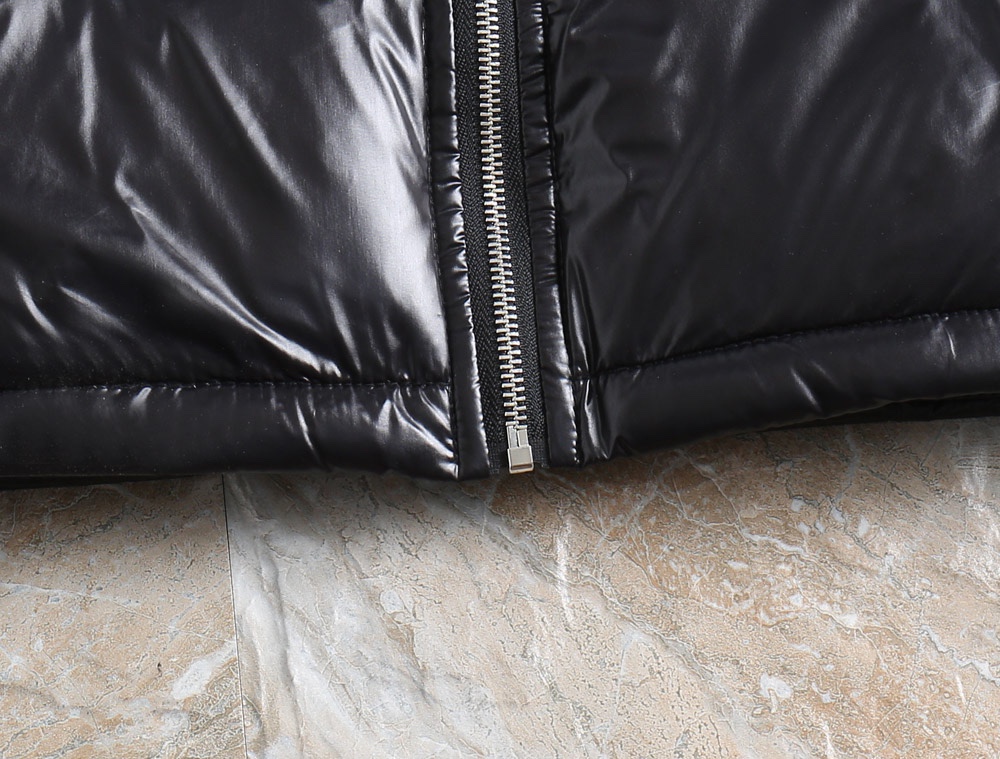 Moncler Couple Down Jacket Goose Down M-l-xl