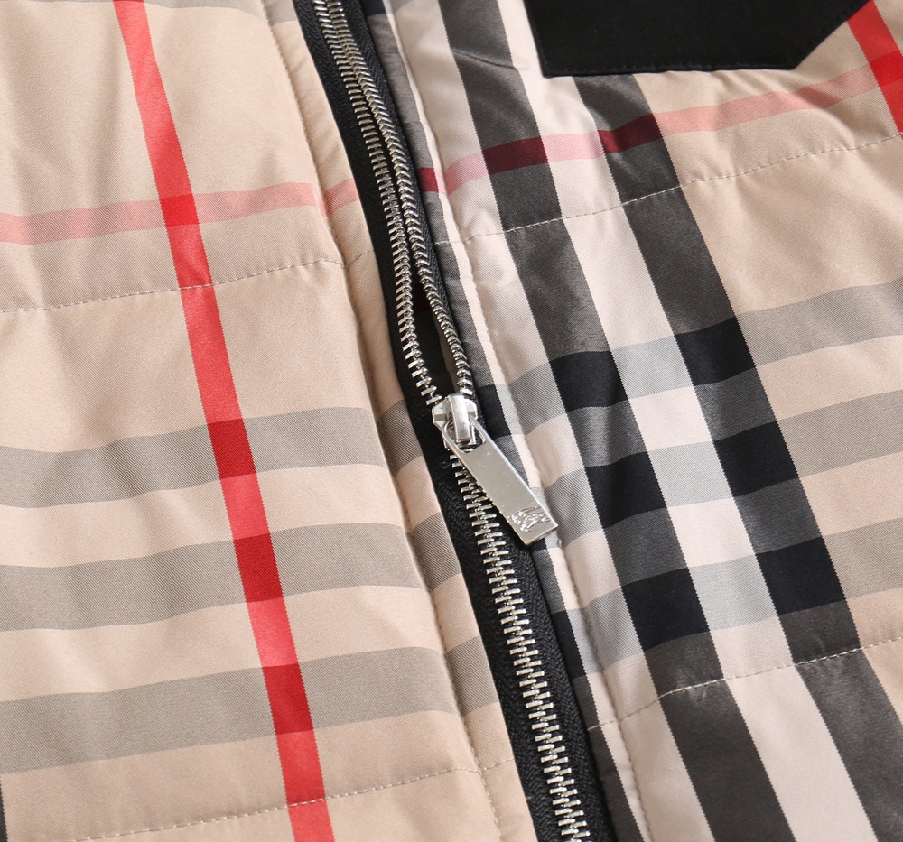 Burberry Couple Down Jacket Goose Down M-l-xl