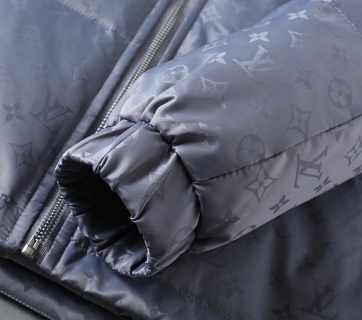 Louis Vuitton Couple Down Jacket Goose Down M-l-xl