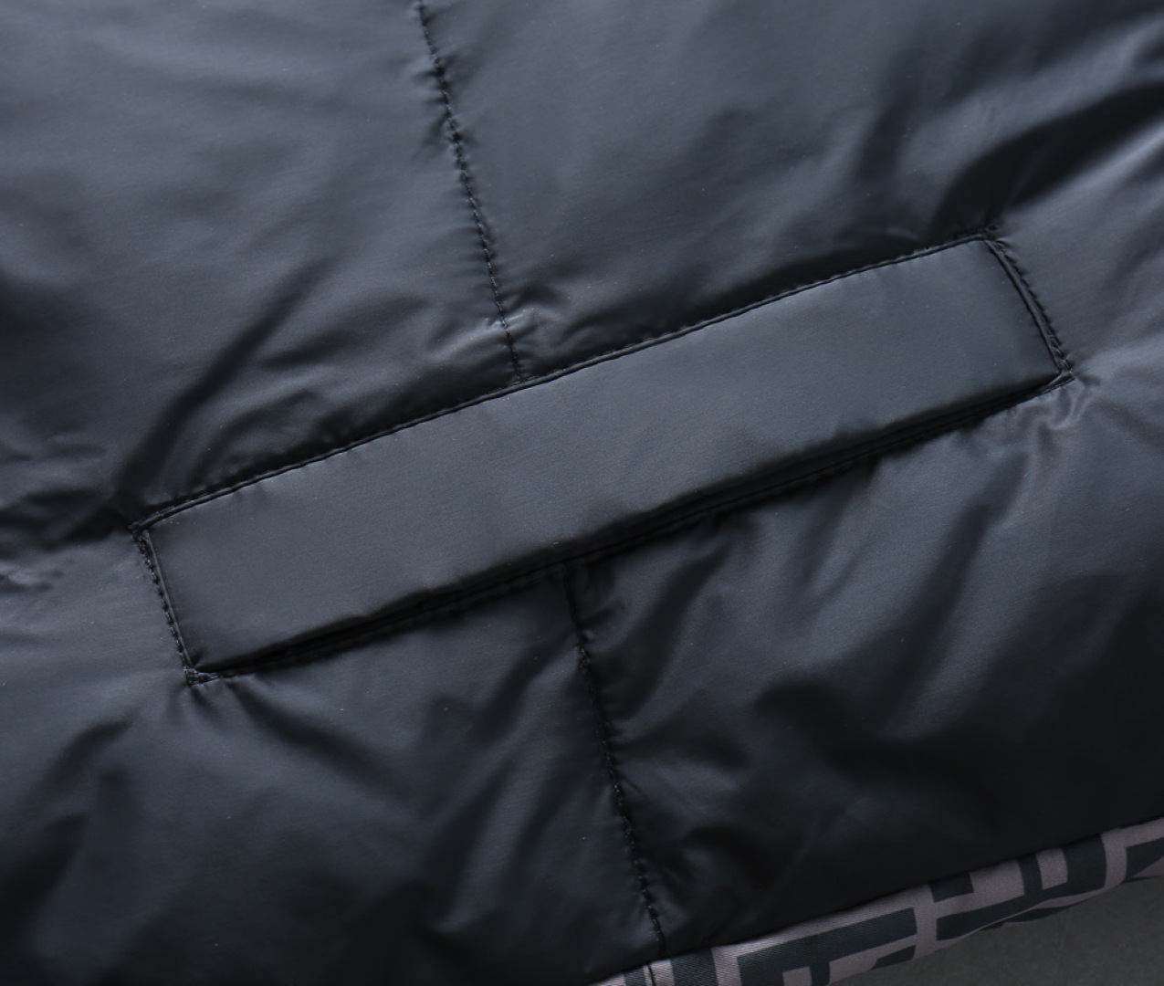 Fendi Couple Down Jacket Goose Down M-l-xl