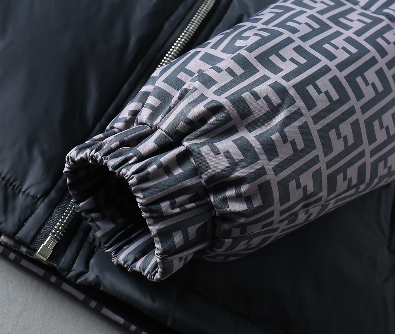 Fendi Couple Down Jacket Goose Down M-l-xl