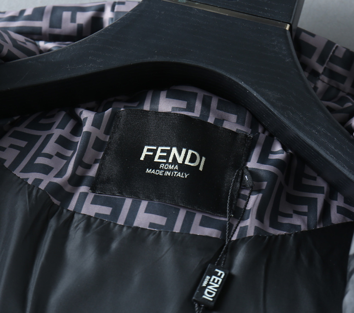 Fendi Couple Down Jacket Goose Down M-l-xl