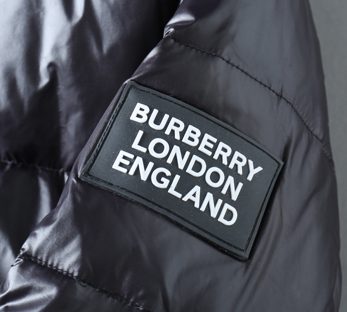 Burberry Couple Down Jacket Goose Down M-l-xl