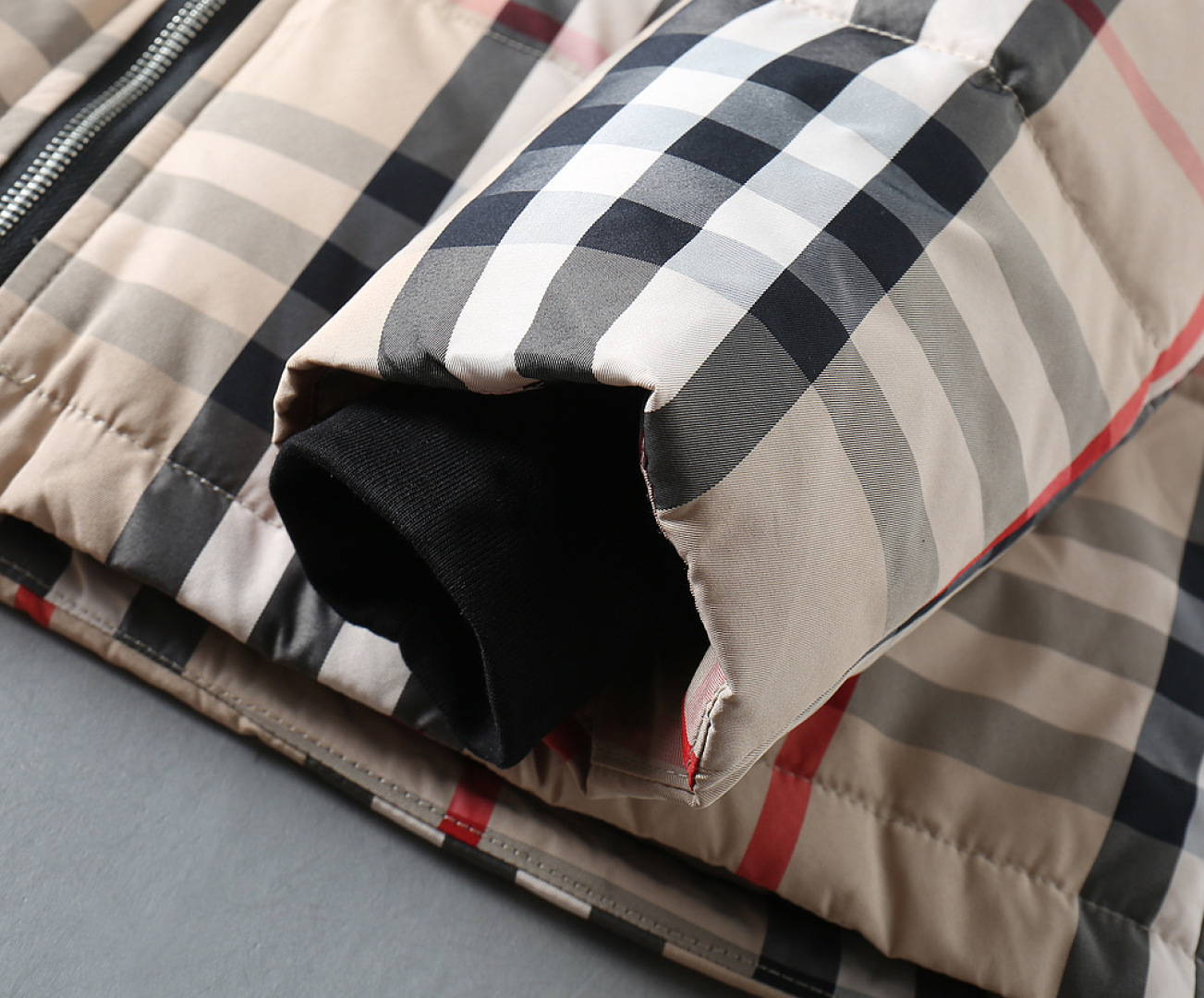 Burberry Couple Down Jacket Goose Down M-l-xl