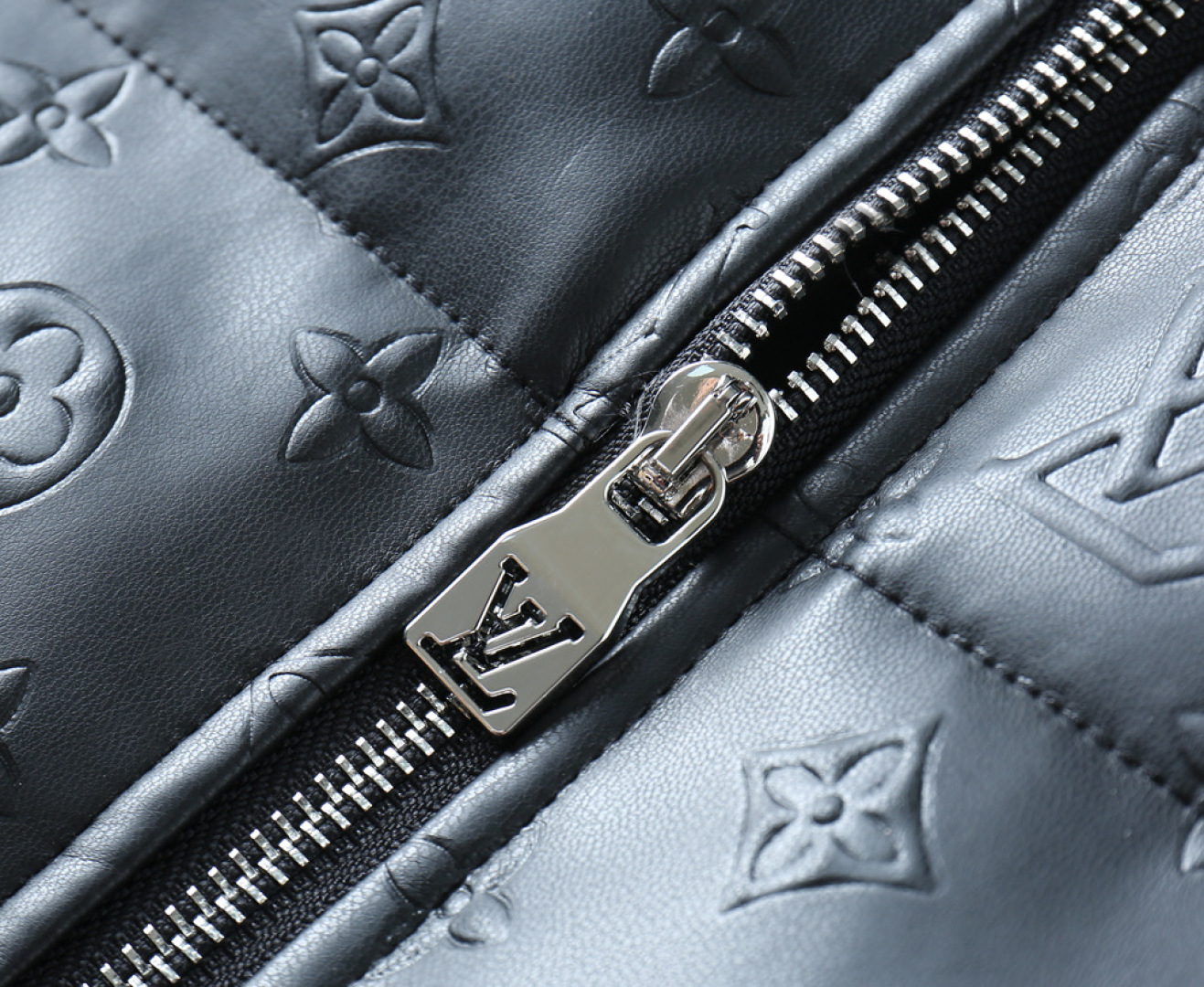 Louis Vuitton Couple Down Jacket Goose Down M-l-xl