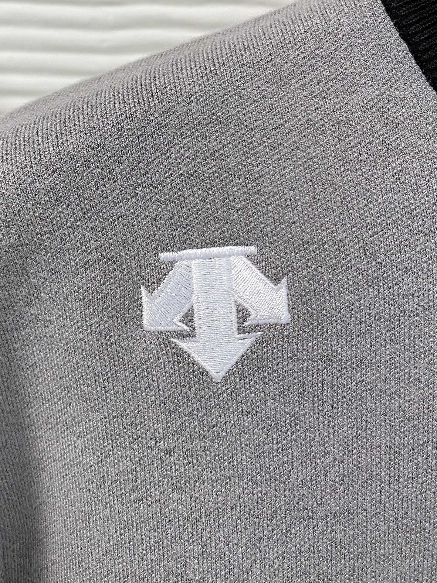 Descente Basic Clothing Wool Loose Fit M-xl