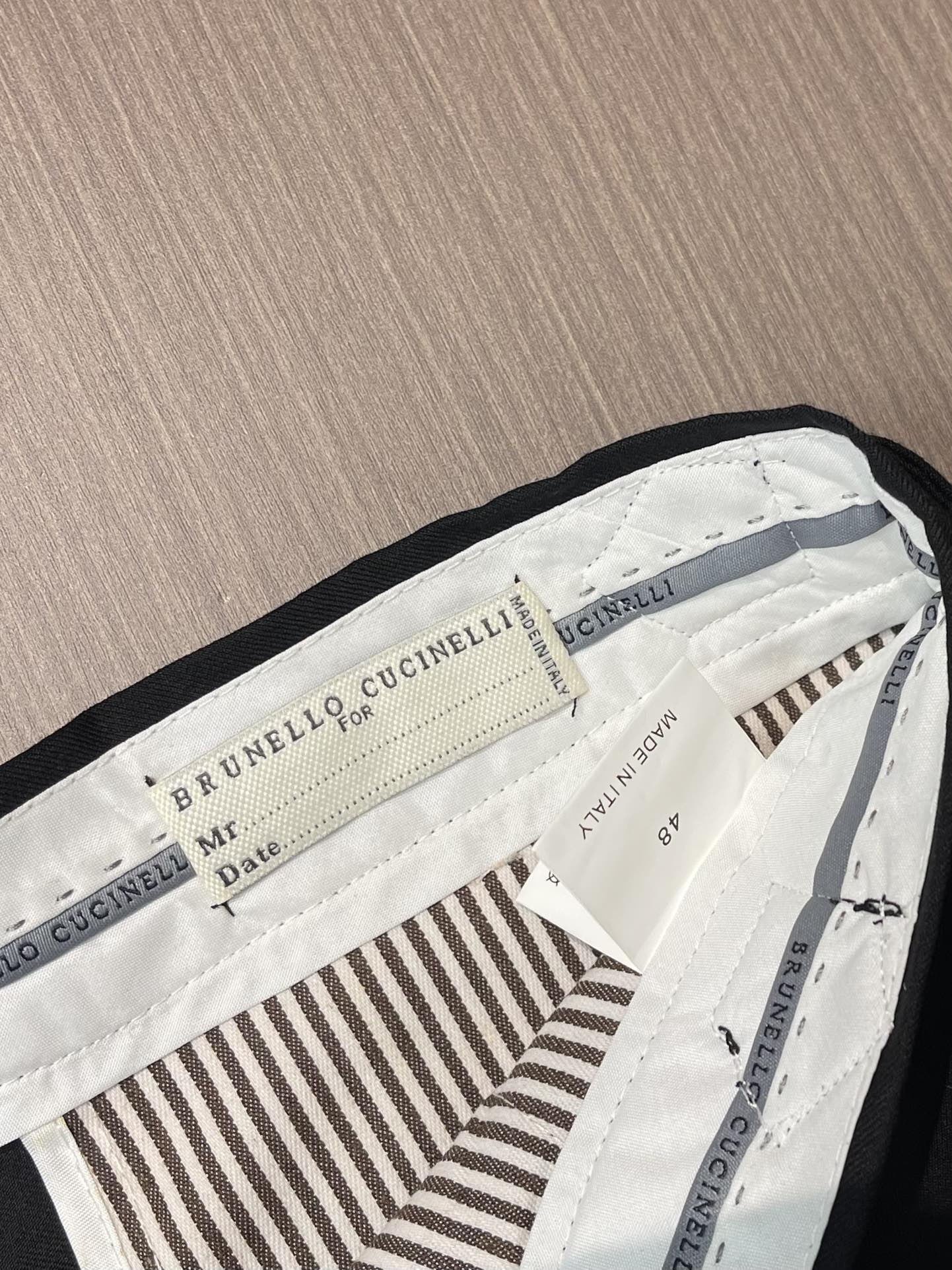 Brunello Cucinelli Male Basic Clothing M-l